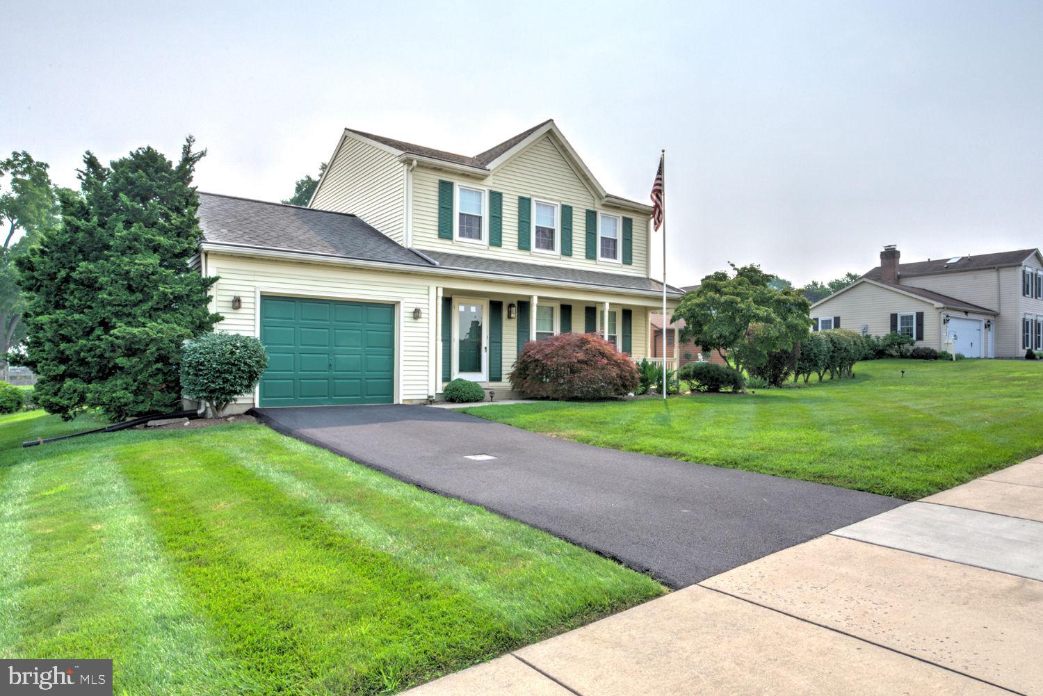 205 WALNUT LANE