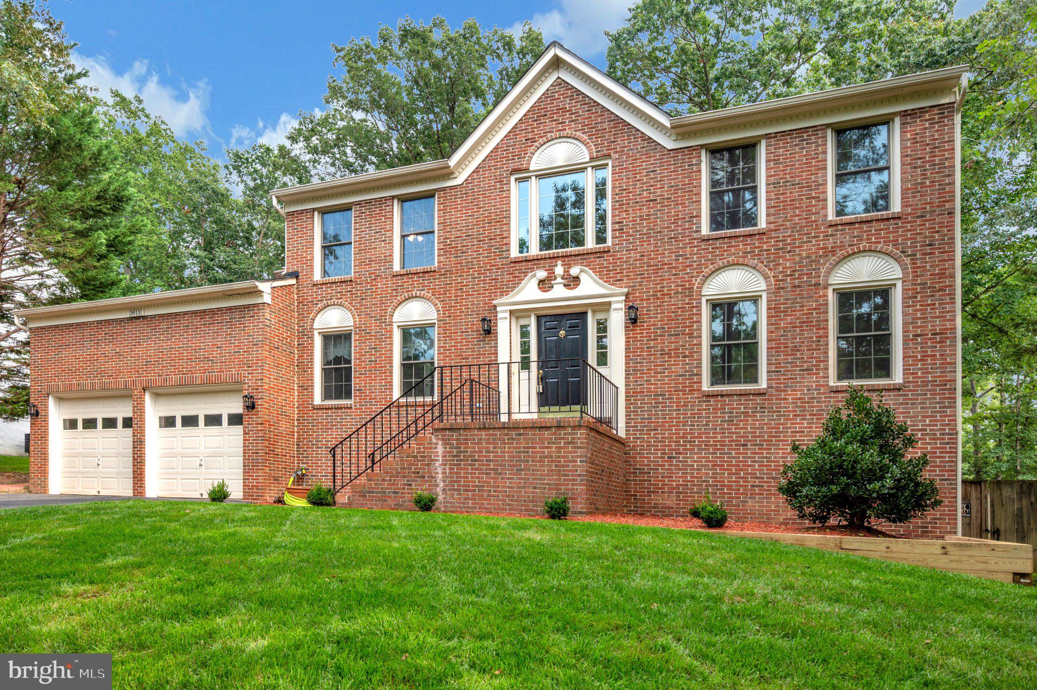 2011 VICTORIA DRIVE