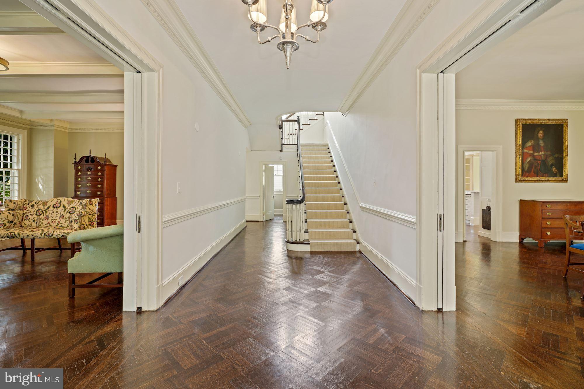 CHEVY CHASE VILLAGE - Residential