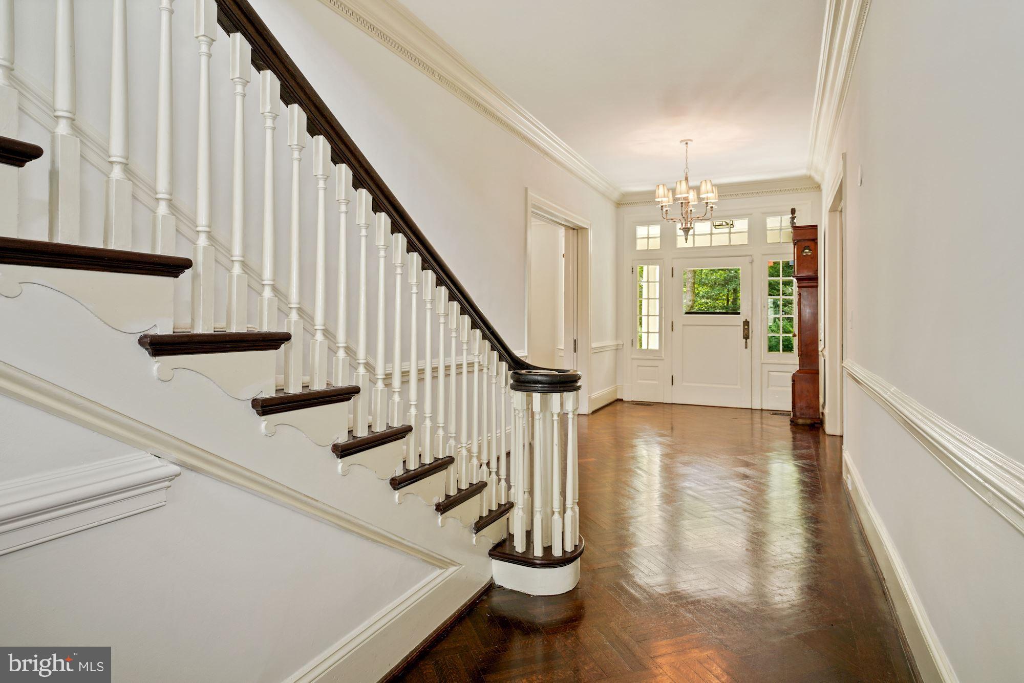 CHEVY CHASE VILLAGE - Residential