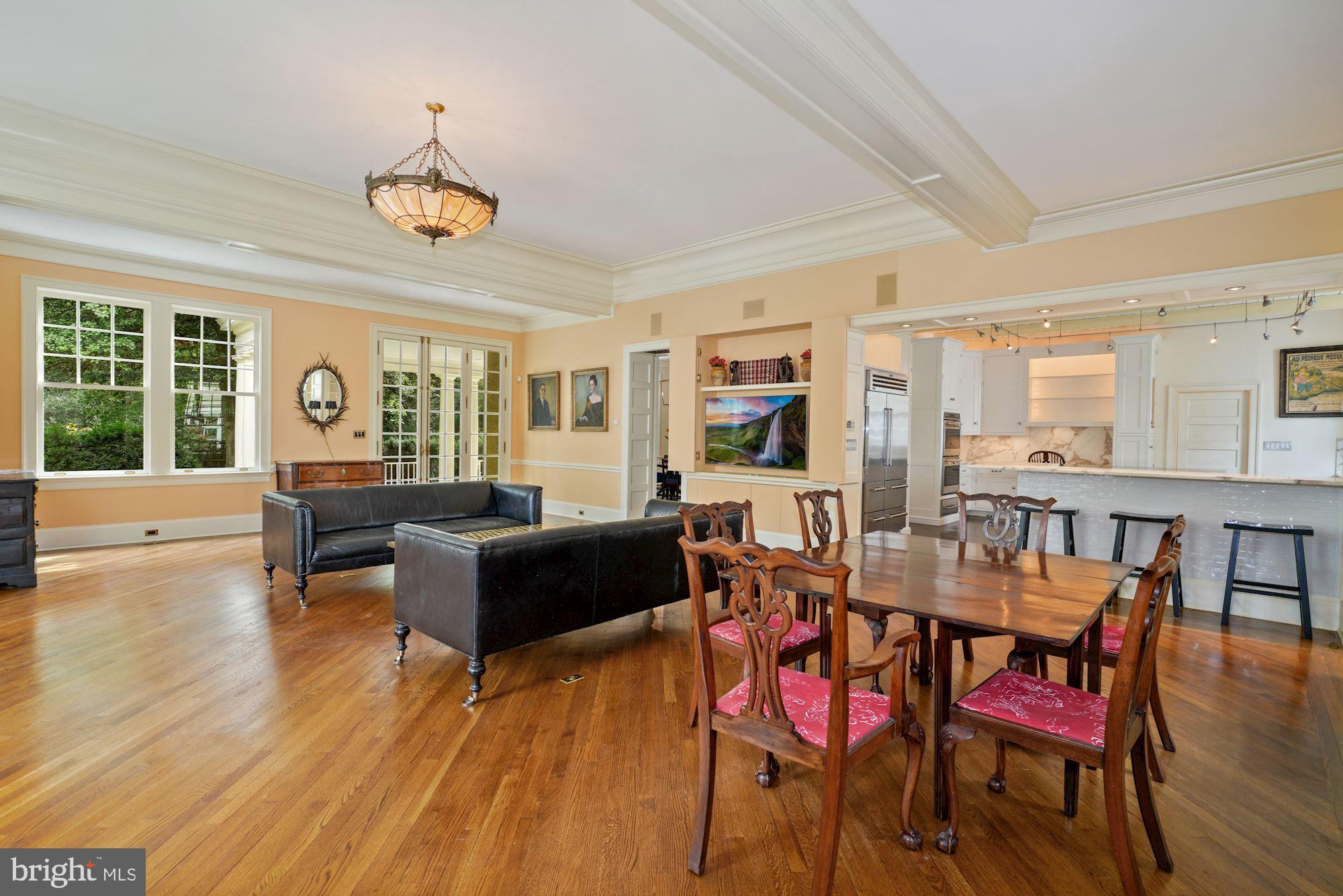 CHEVY CHASE VILLAGE - Residential