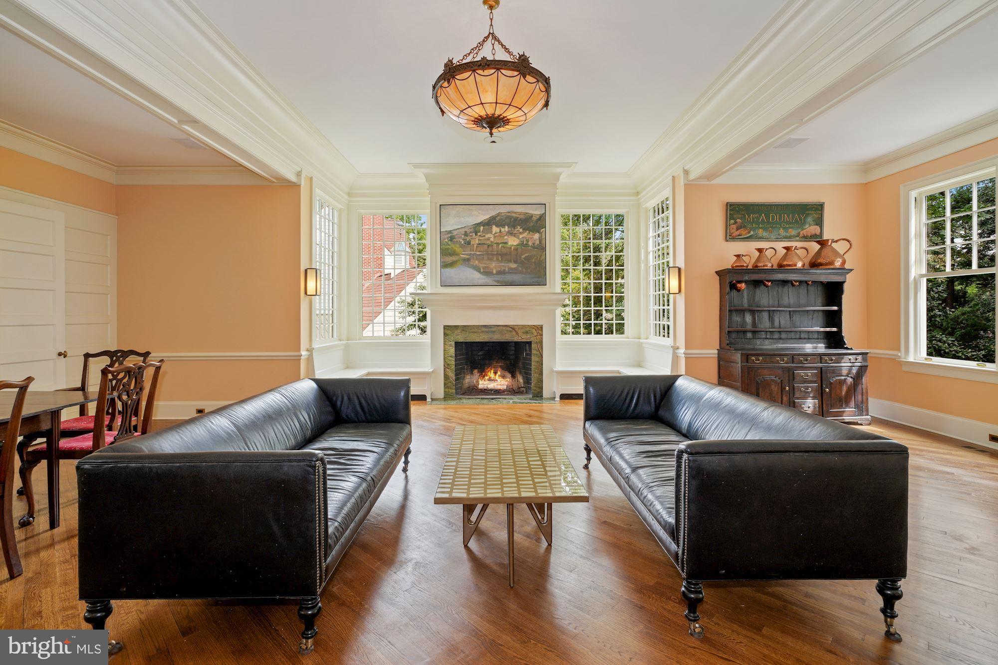 CHEVY CHASE VILLAGE - Residential