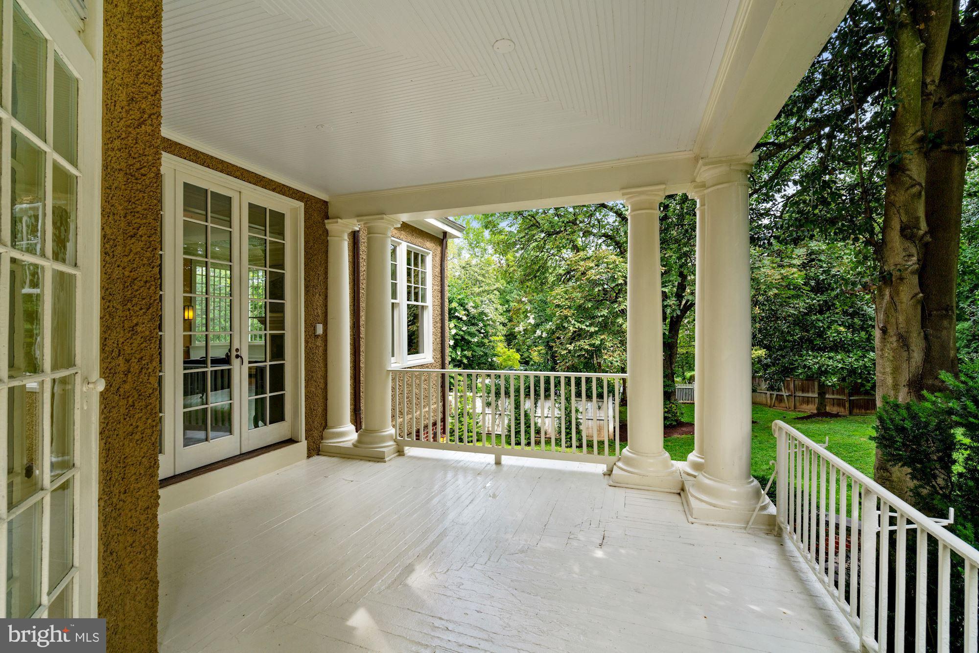 CHEVY CHASE VILLAGE - Residential