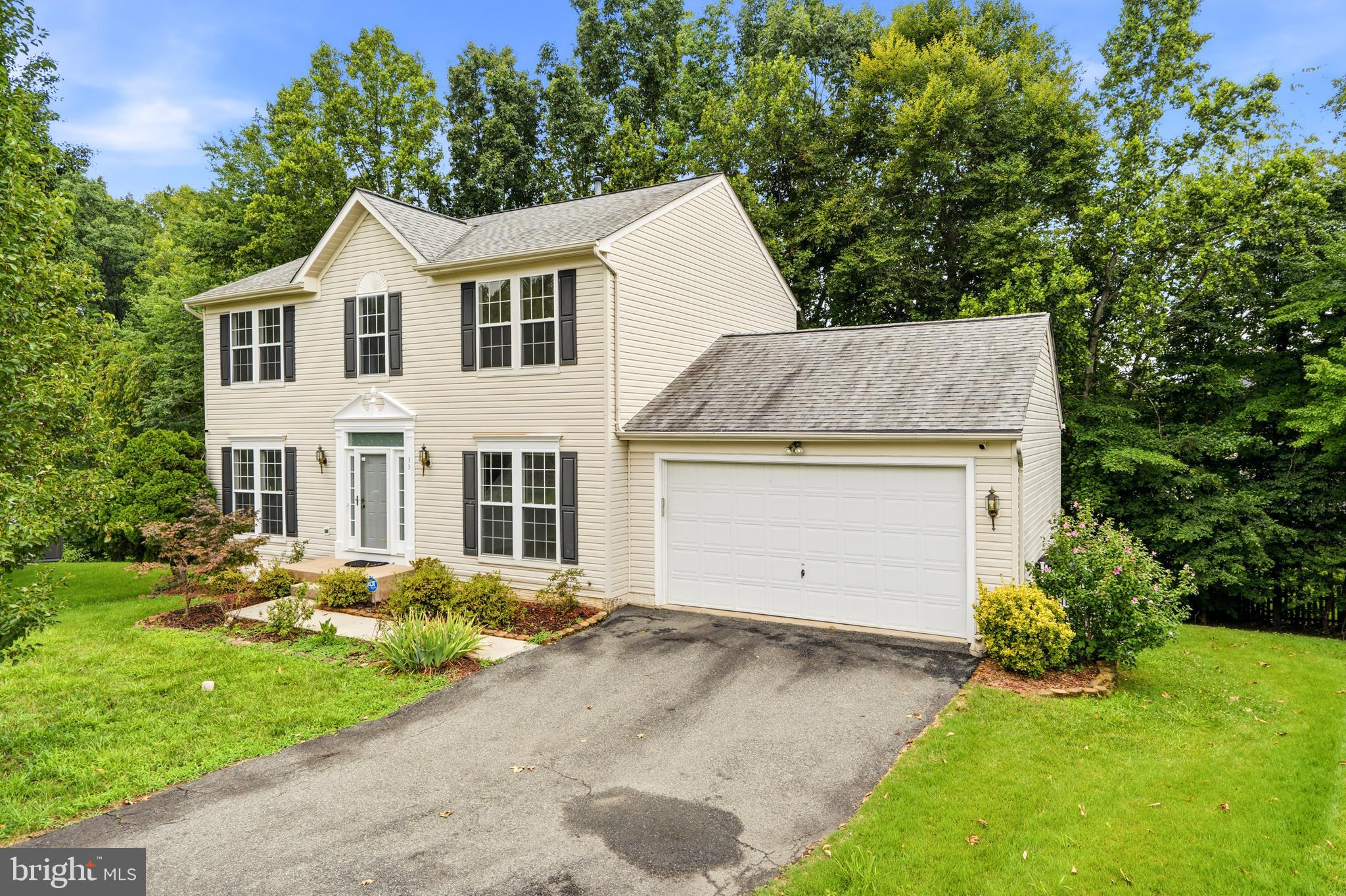 33 JADE DRIVE
