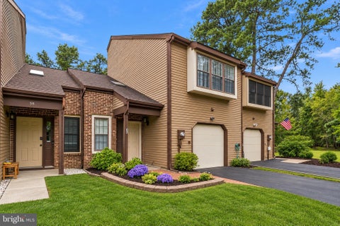 Townhouse For Sale - 36 Augusta Court<br/> MARLTON, NJ 08053