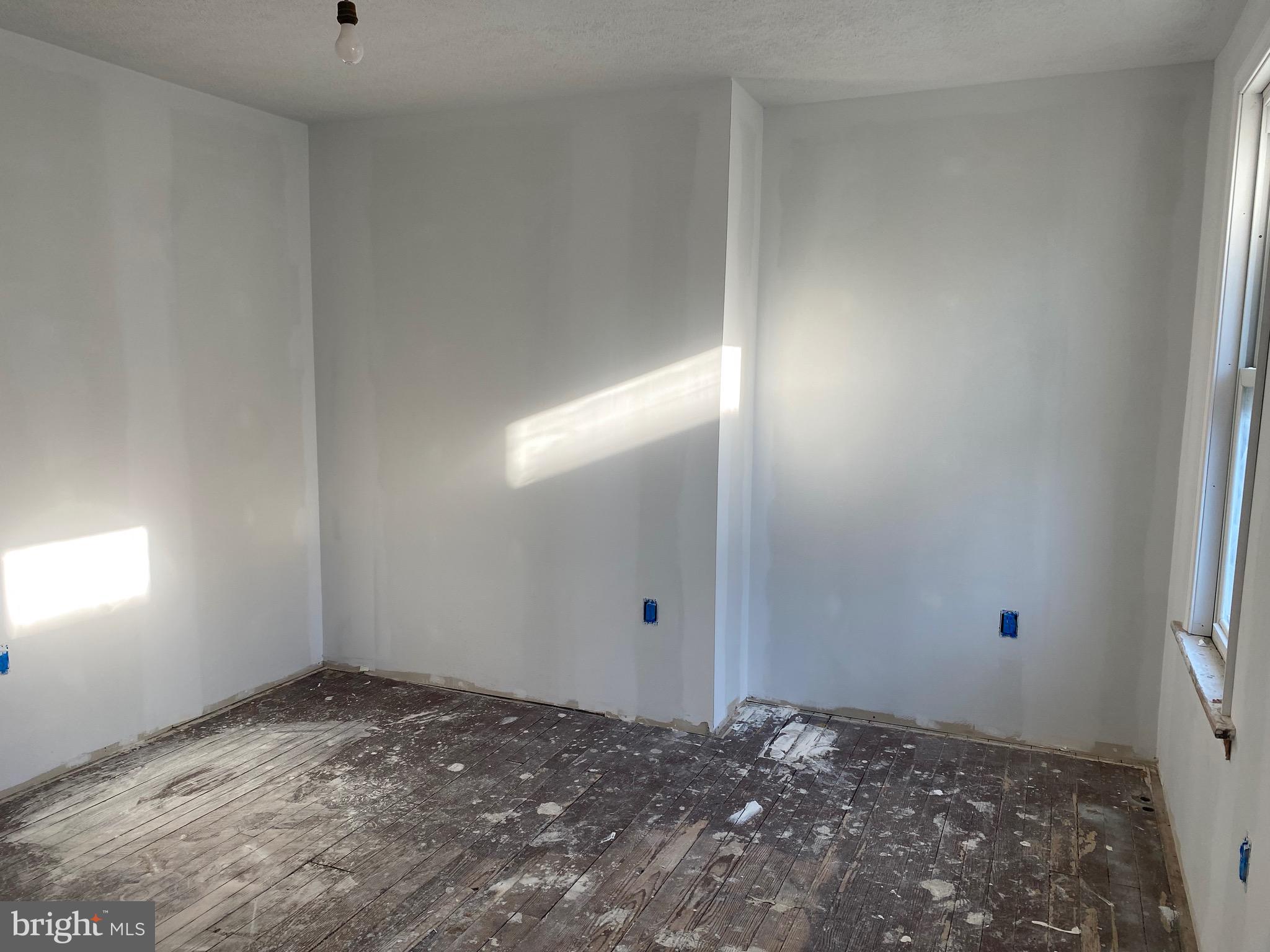 NORTH END - Residential