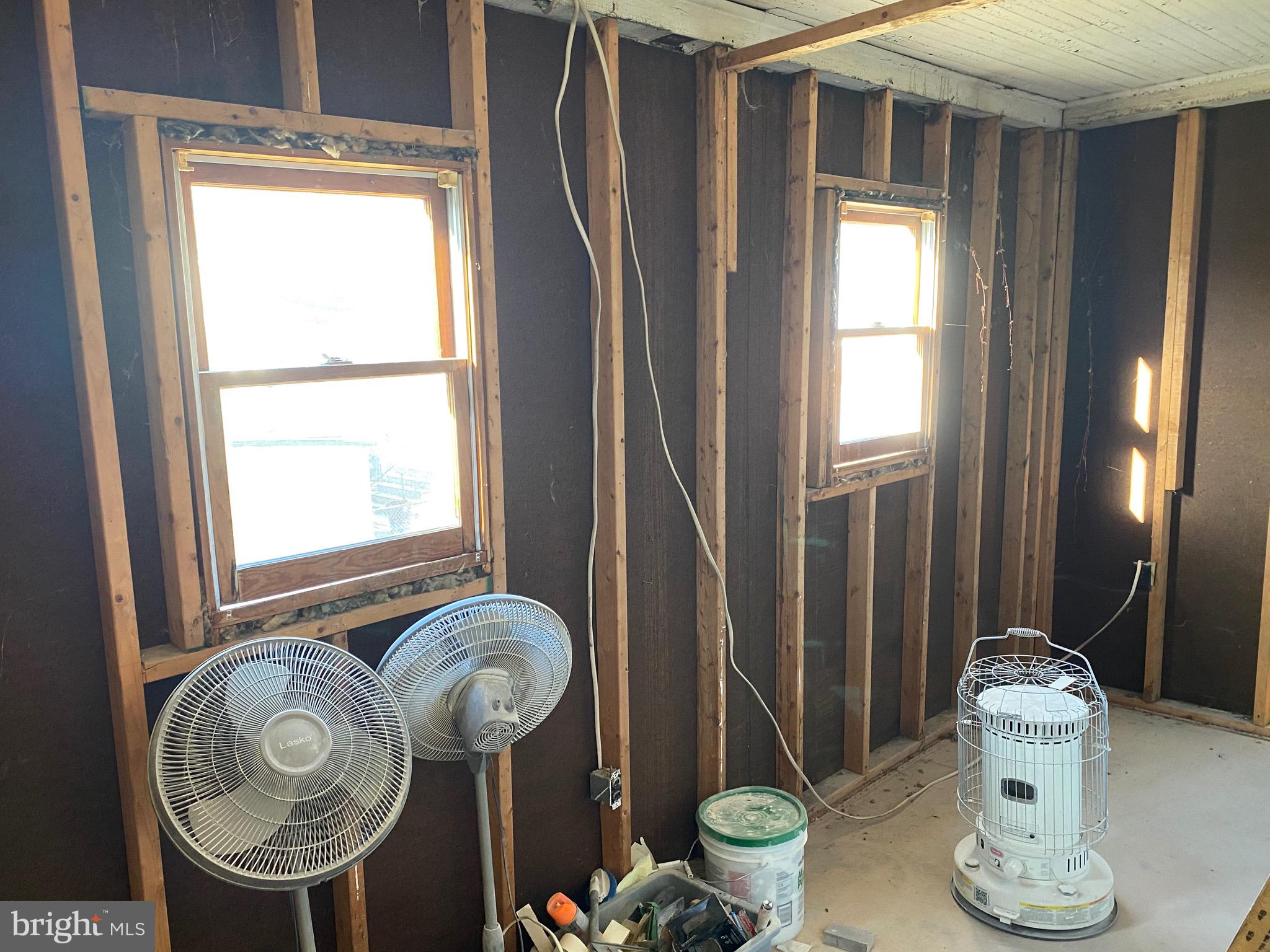 NORTH END - Residential