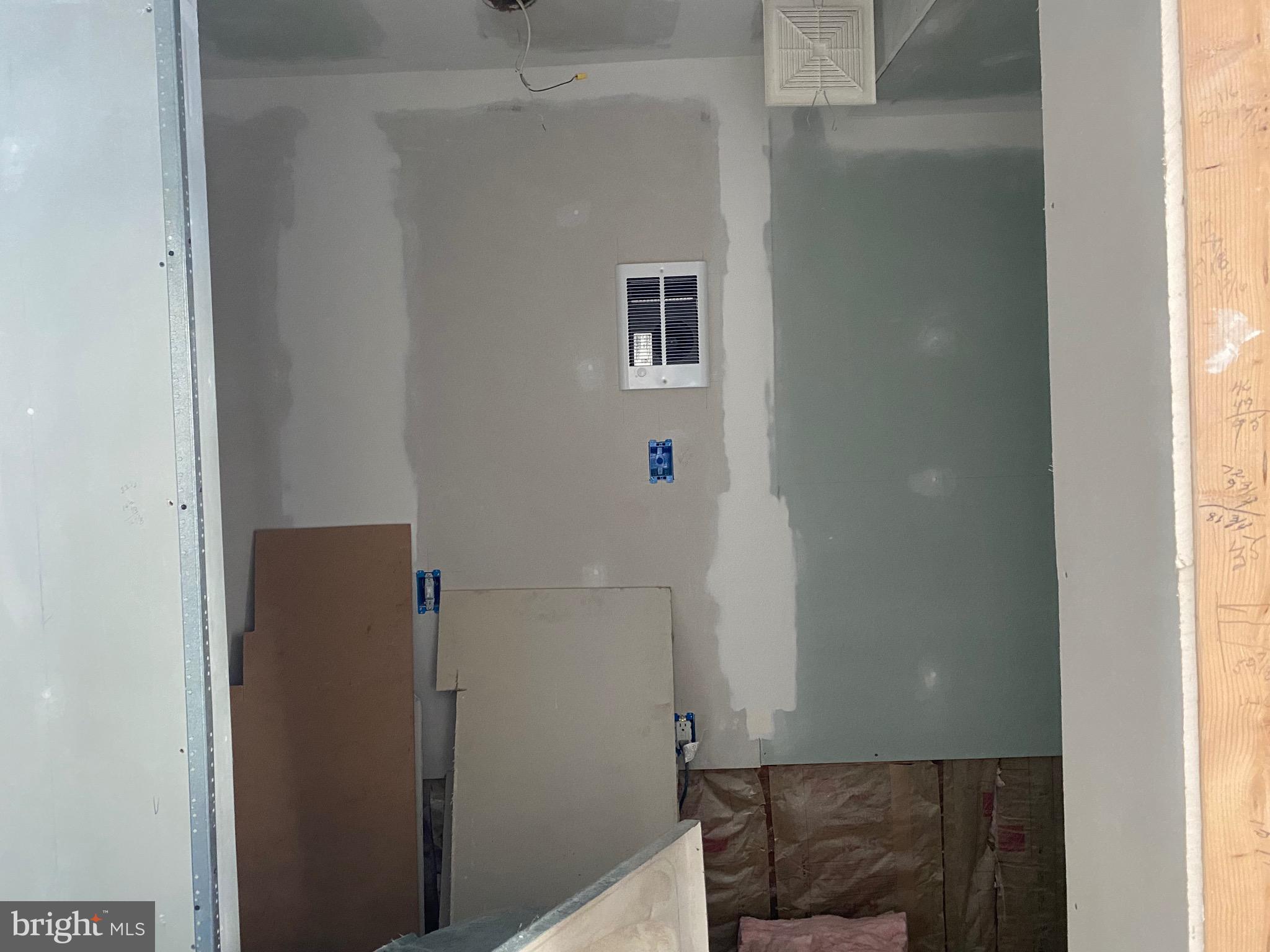 NORTH END - Residential