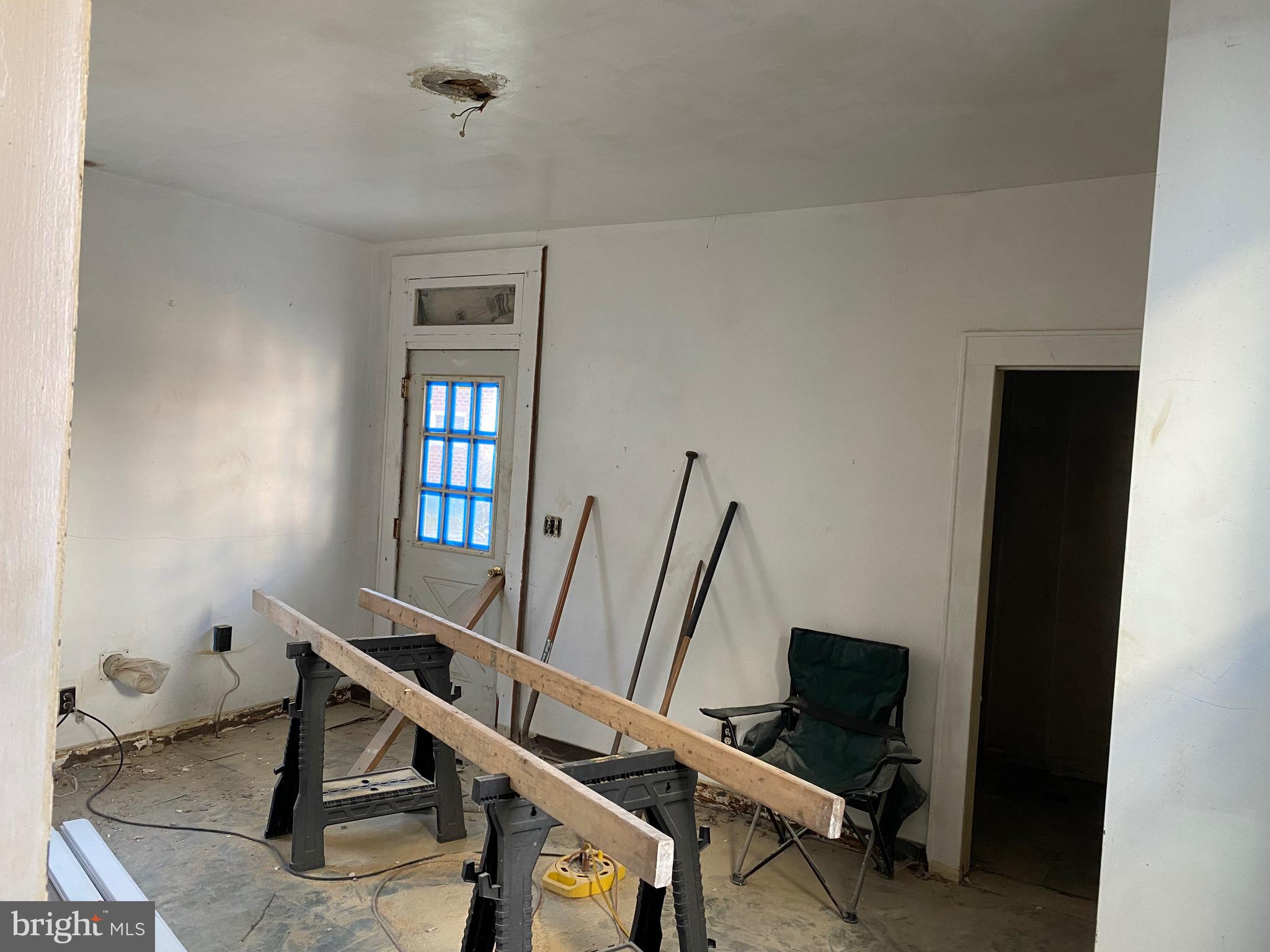 NORTH END - Residential