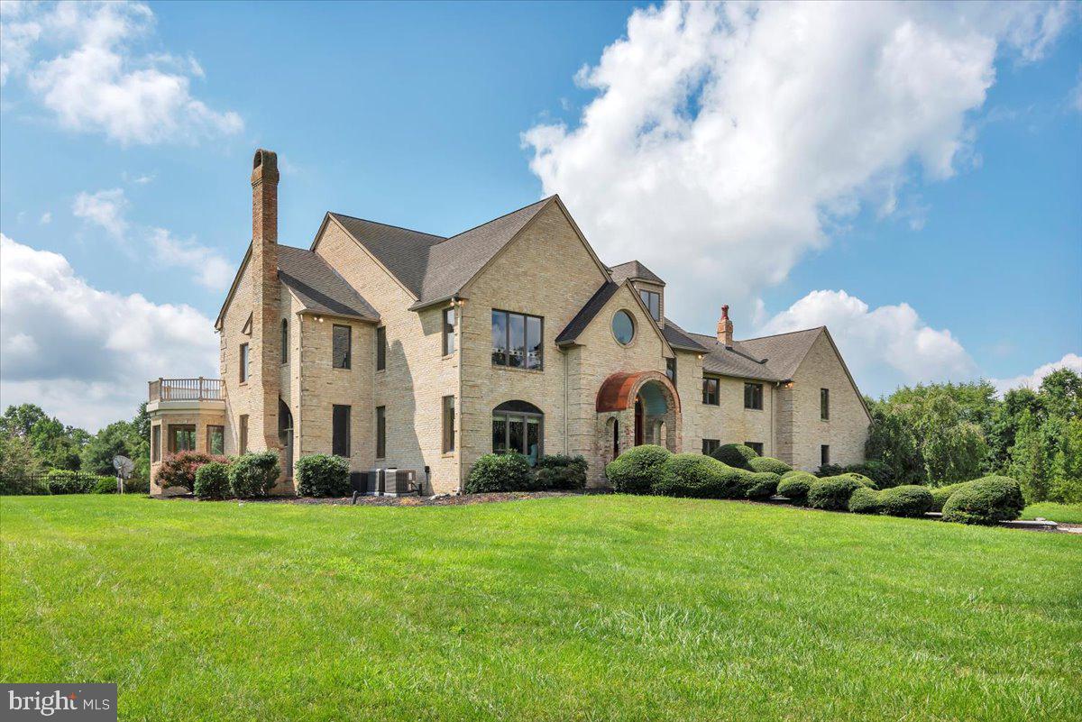 22 REEVES STATION ROAD