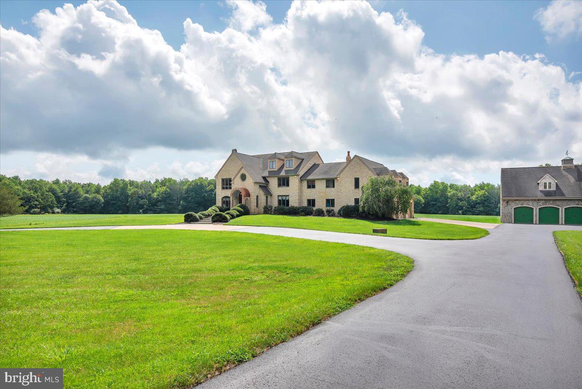 22 REEVES STATION ROAD