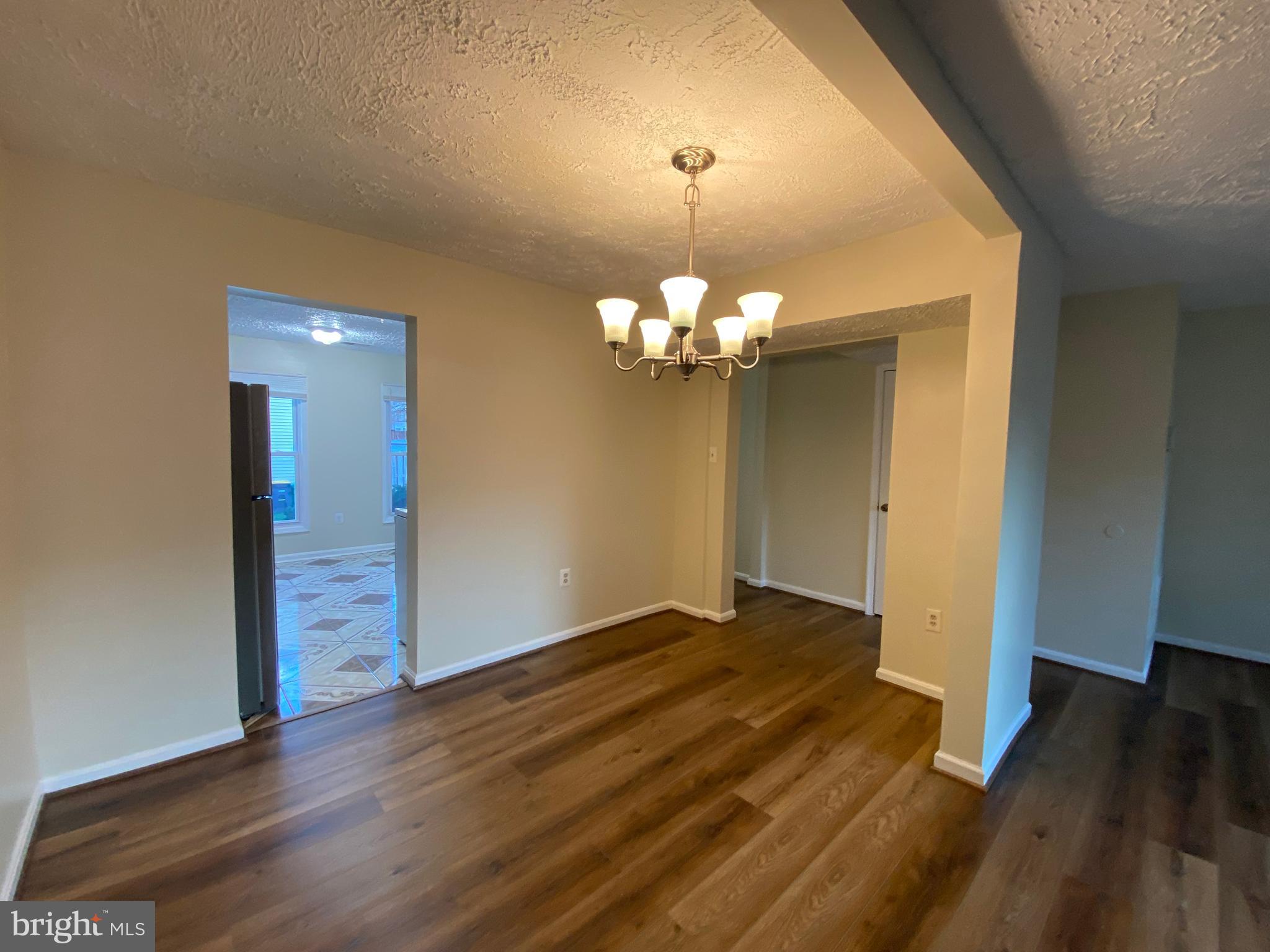 HILLCREST TOWNE - Residential Lease