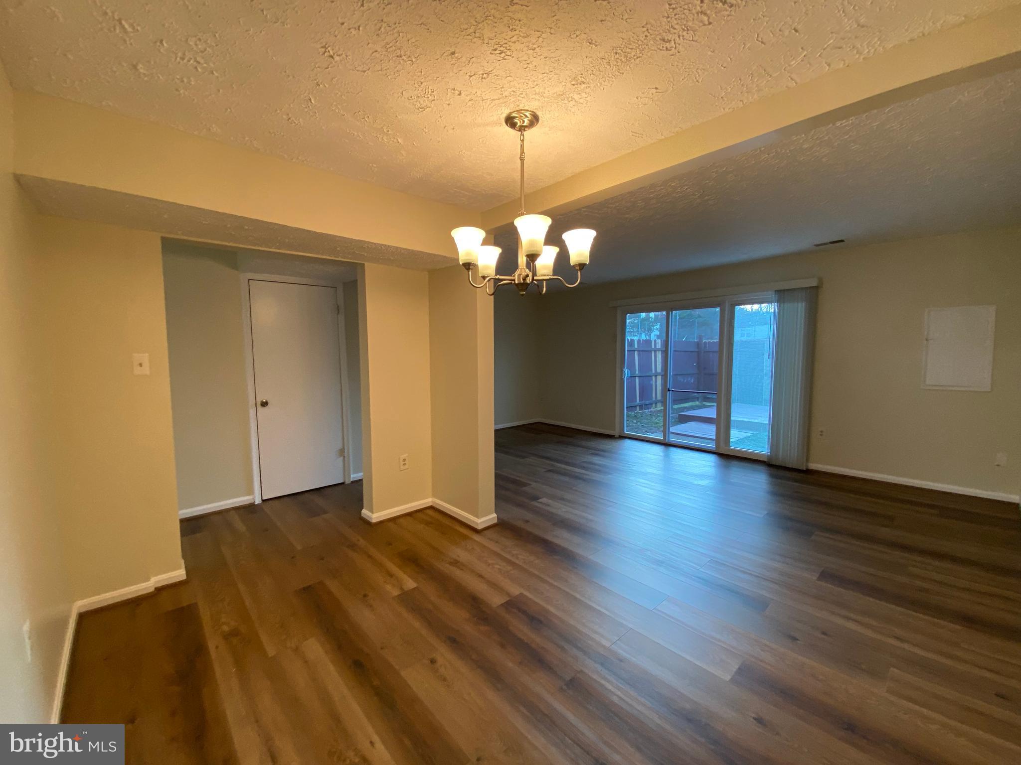 HILLCREST TOWNE - Residential Lease