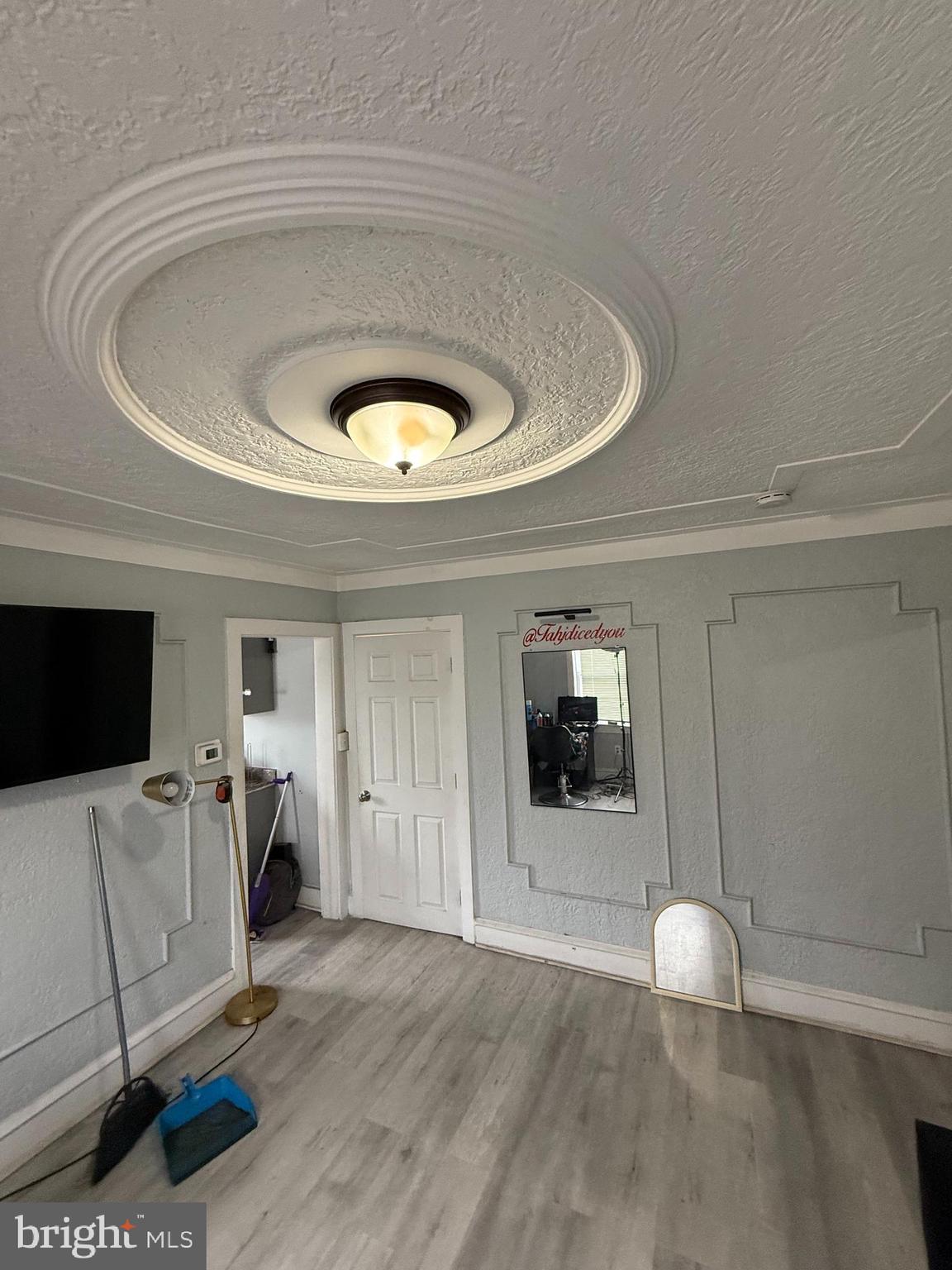 178 N BROADWAY APT #3