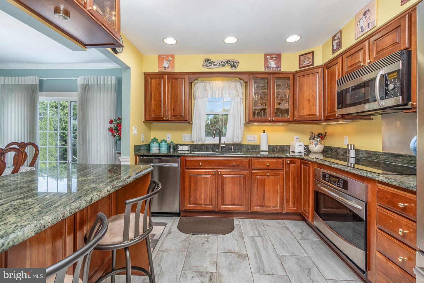 WYNNEWOOD PARK - Residential