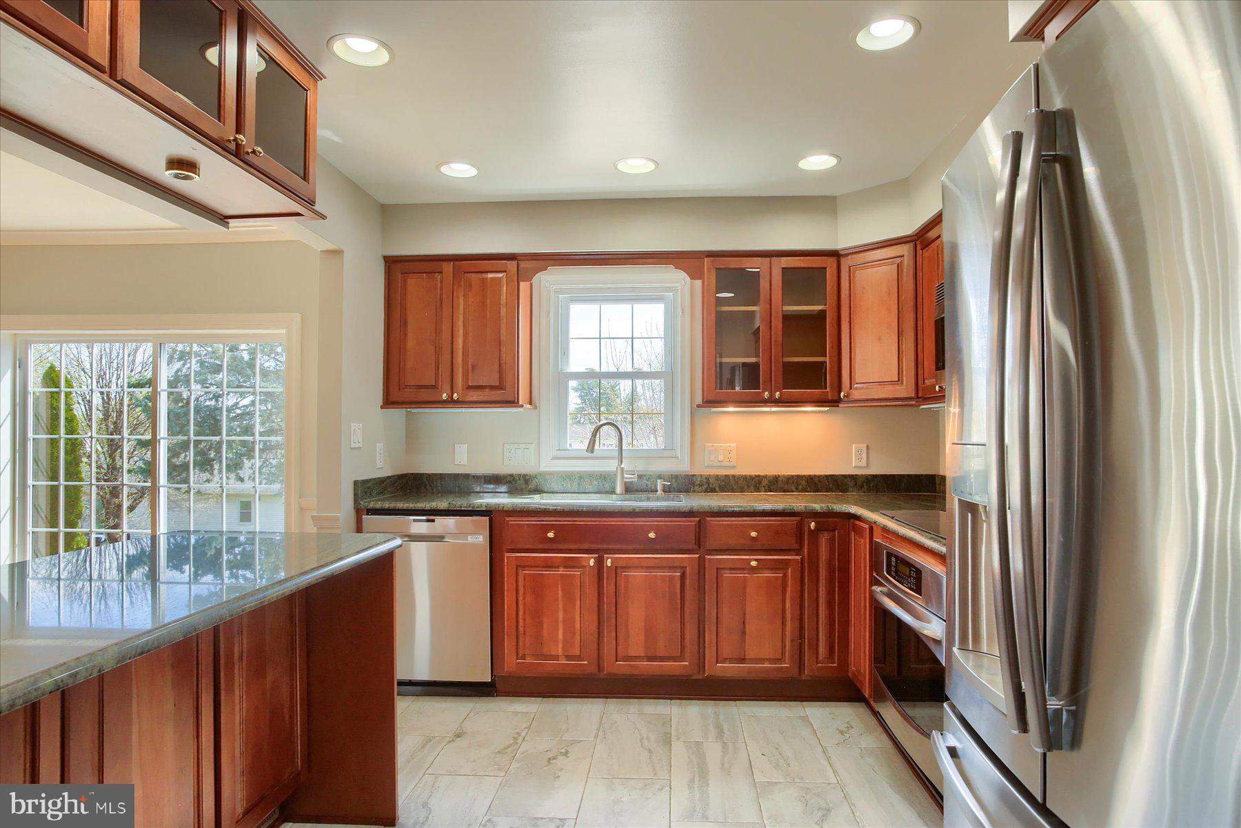 WYNNEWOOD PARK - Residential