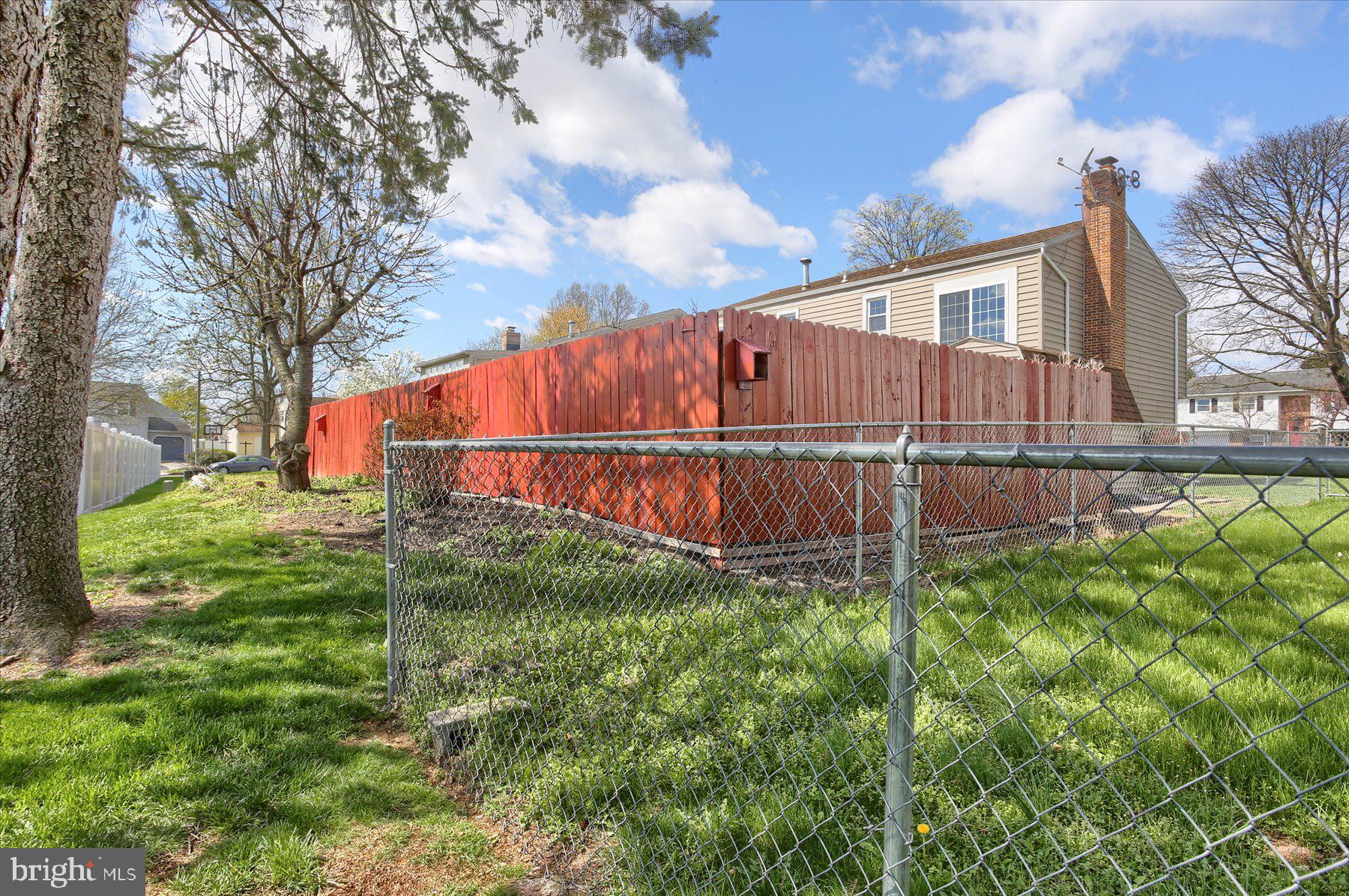 WYNNEWOOD PARK - Residential