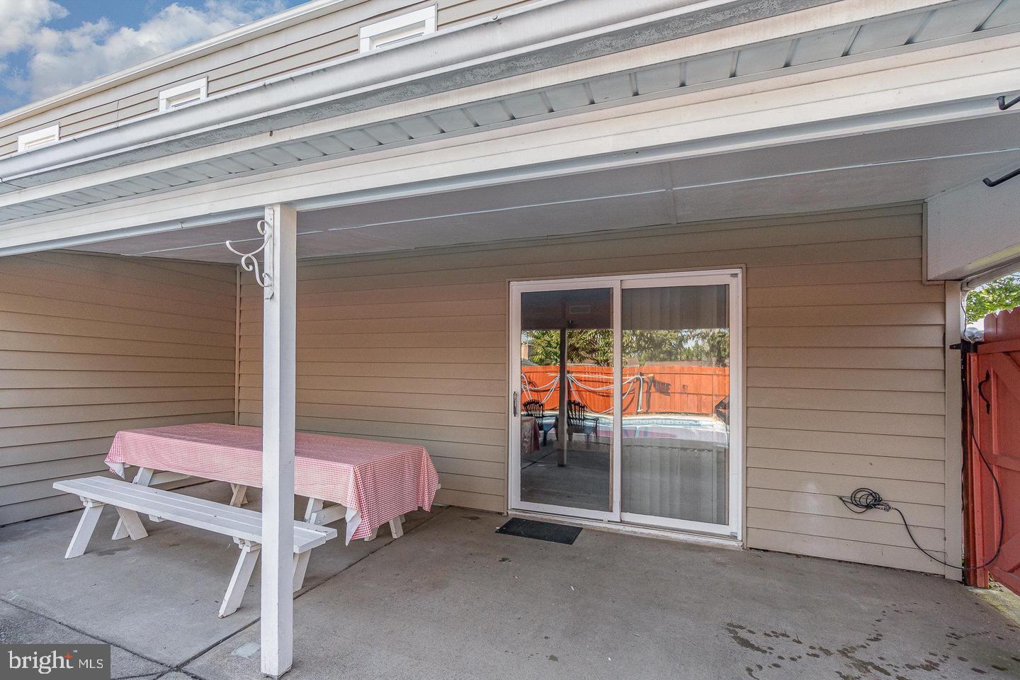 WYNNEWOOD PARK - Residential