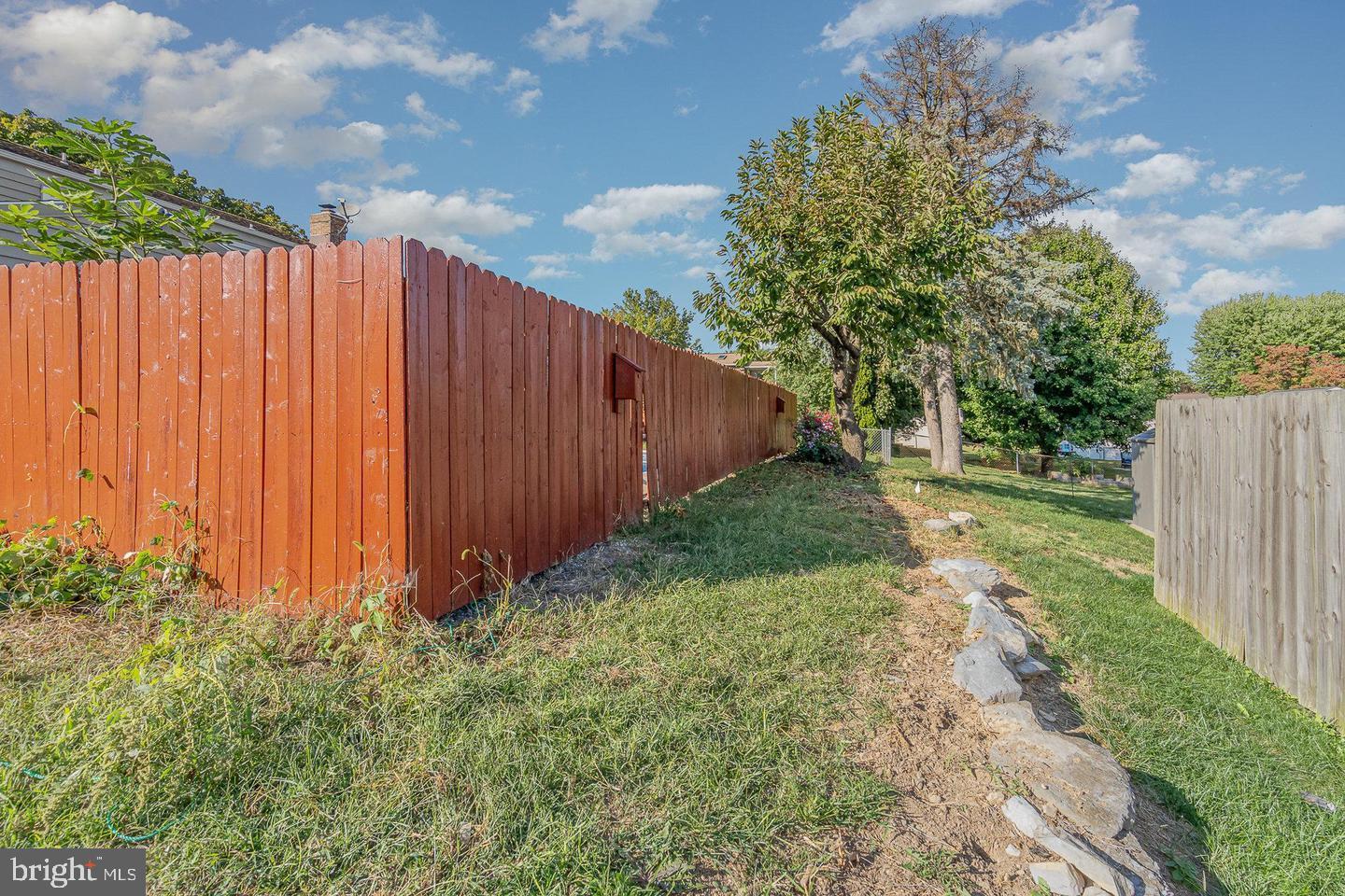 WYNNEWOOD PARK - Residential