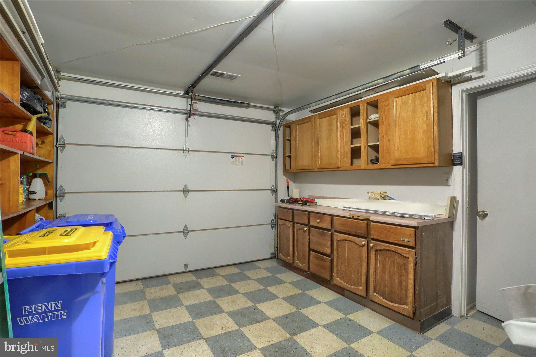 WYNNEWOOD PARK - Residential