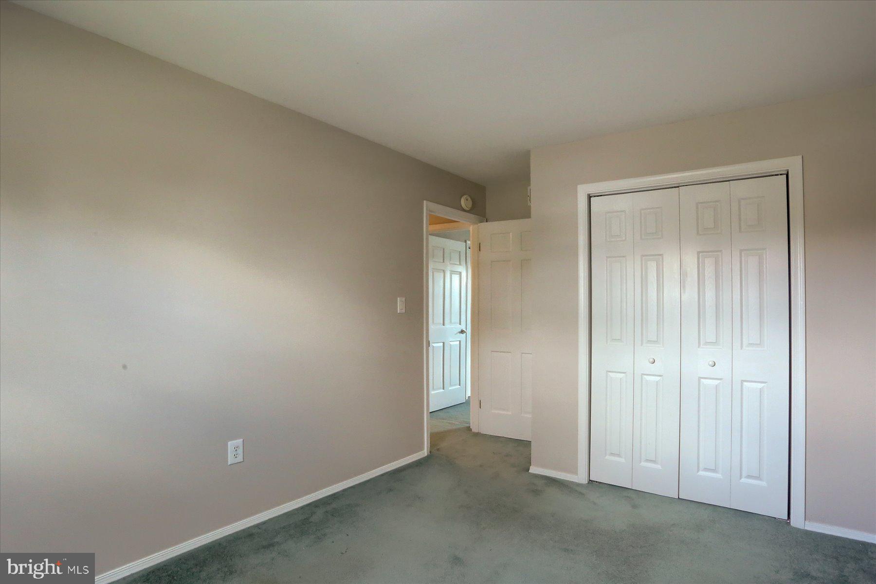 WYNNEWOOD PARK - Residential