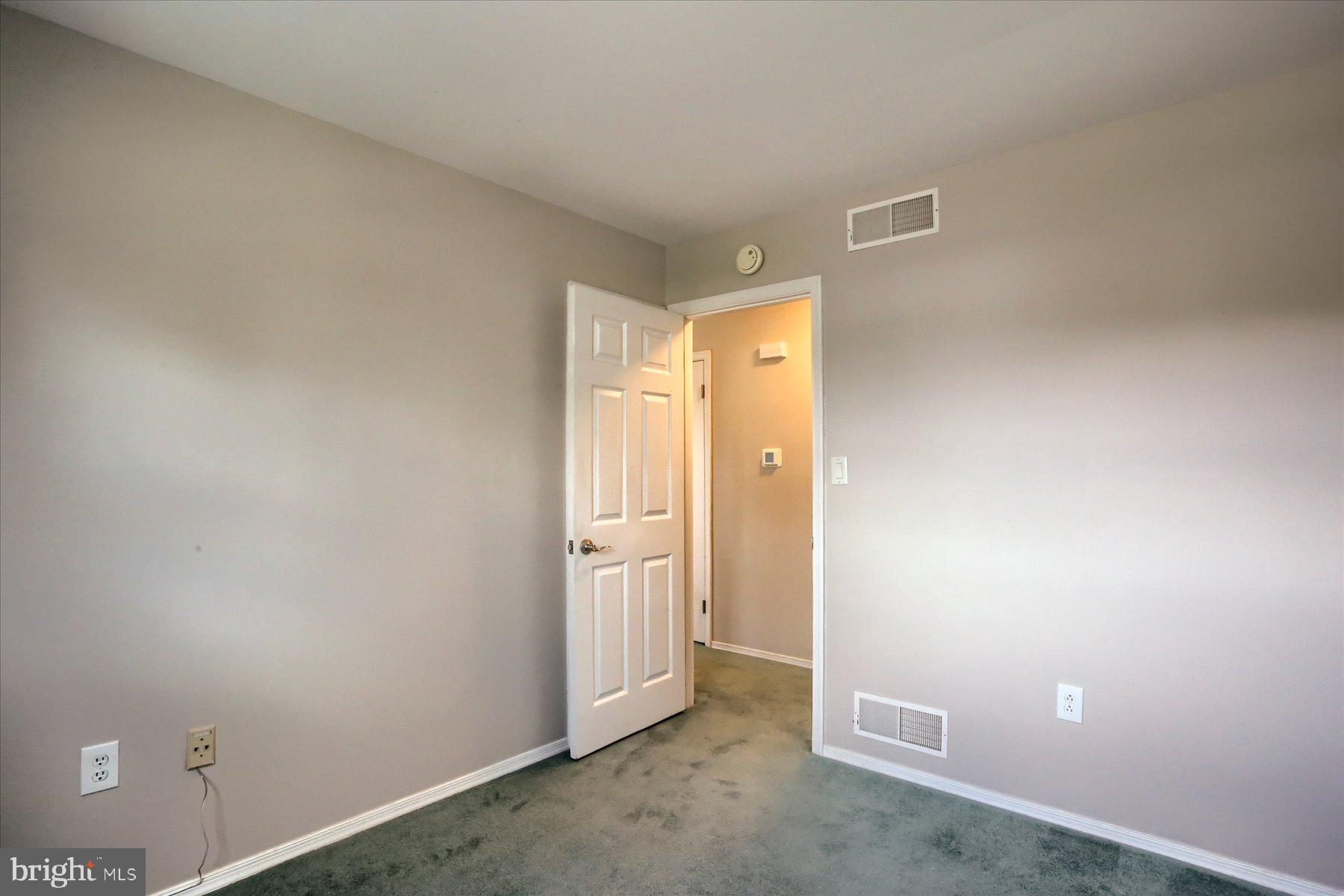 WYNNEWOOD PARK - Residential