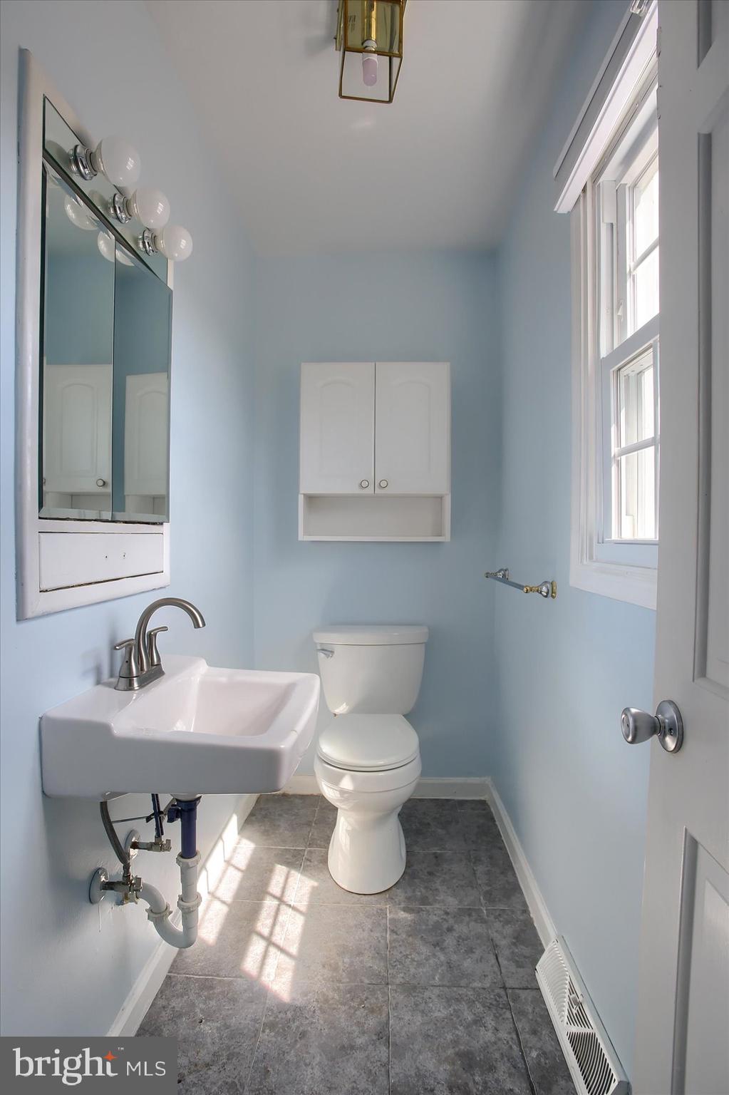 WYNNEWOOD PARK - Residential