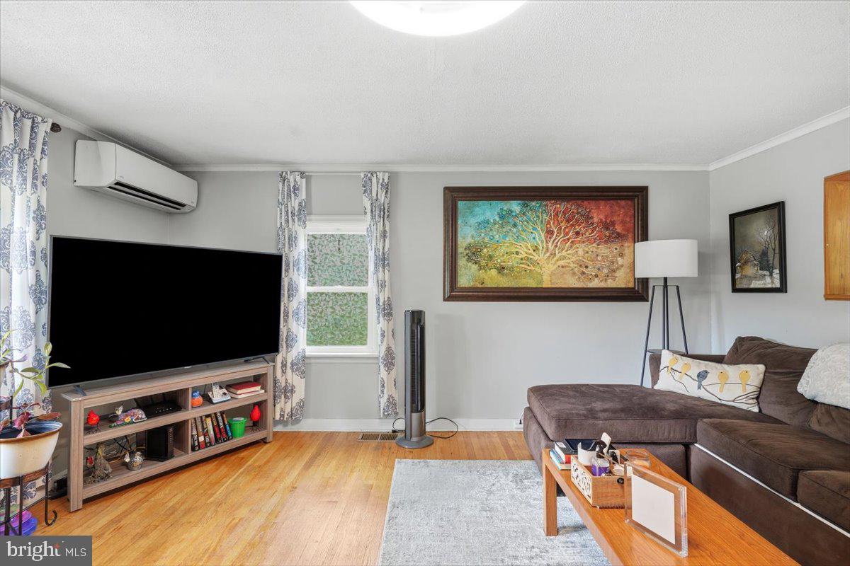 1355 FERNWOOD ROAD