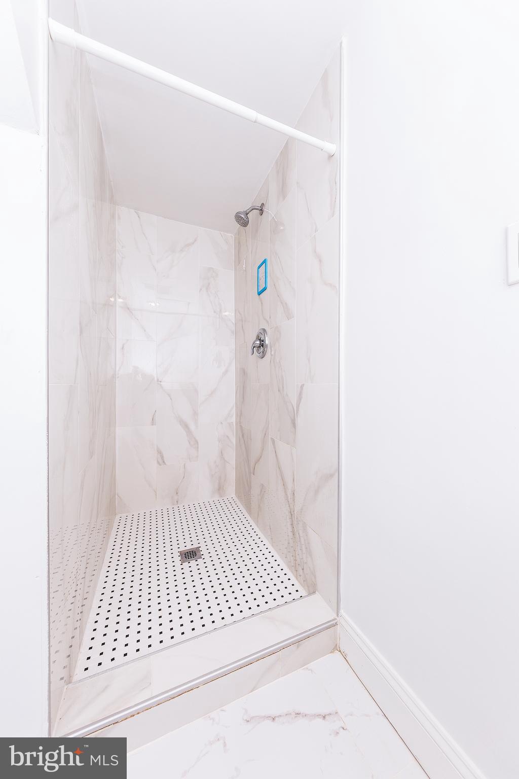 EASTOVER KNOLLS - Residential