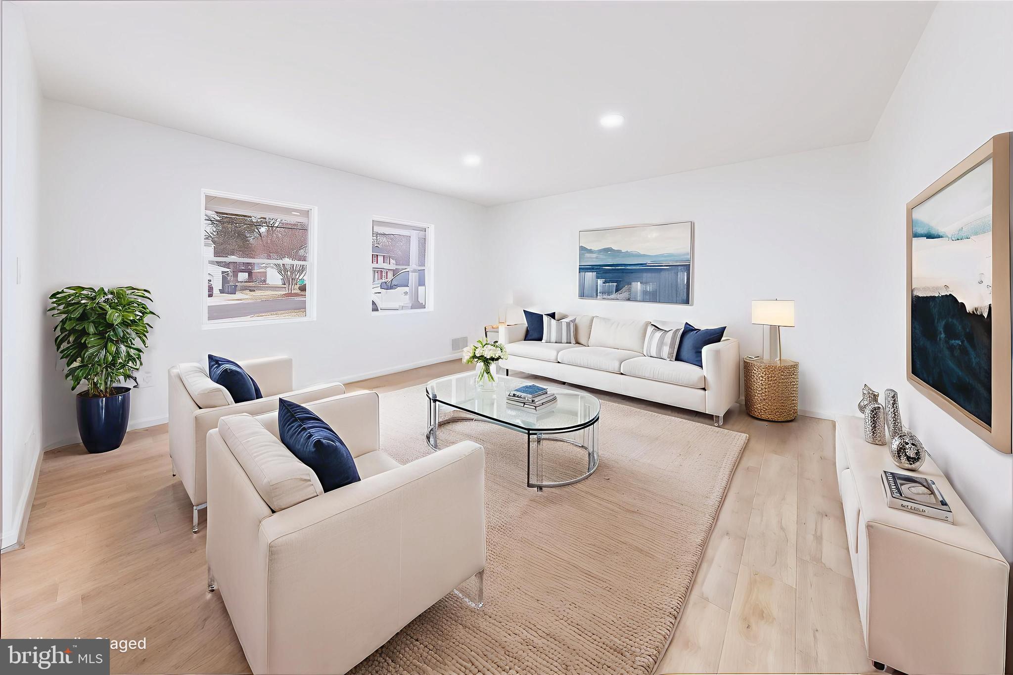 EASTOVER KNOLLS - Residential