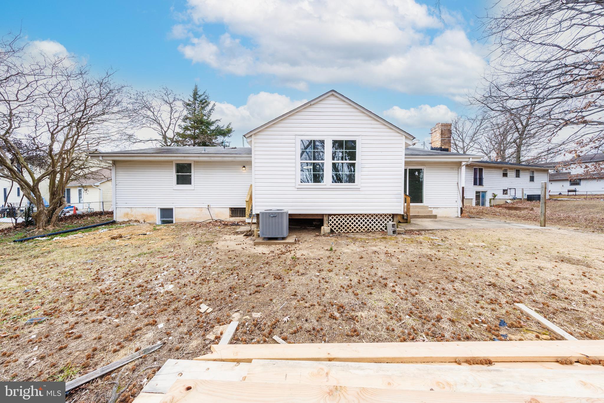 EASTOVER KNOLLS - Residential