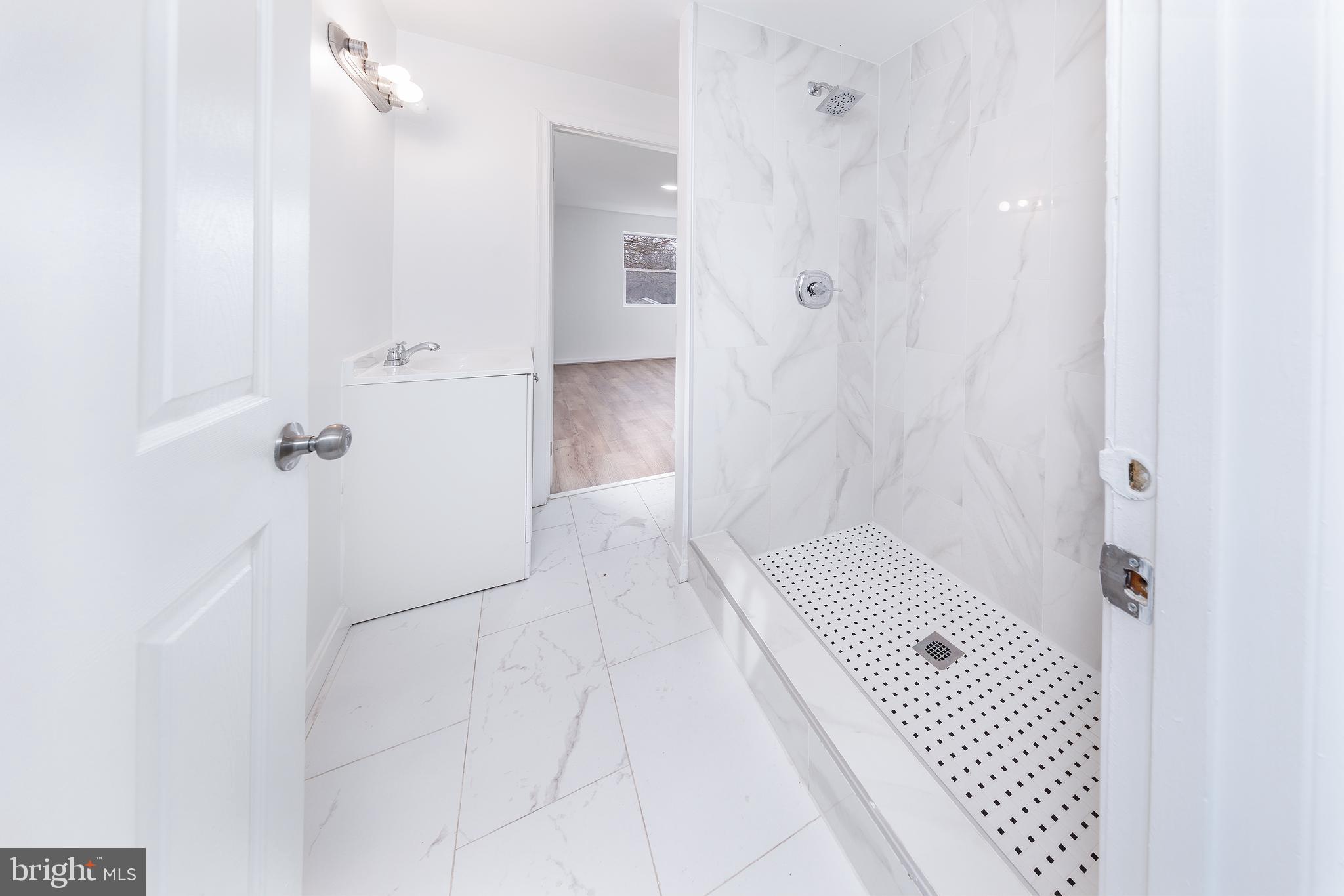 EASTOVER KNOLLS - Residential