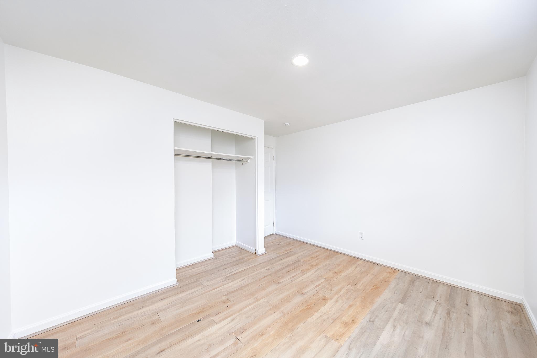 EASTOVER KNOLLS - Residential