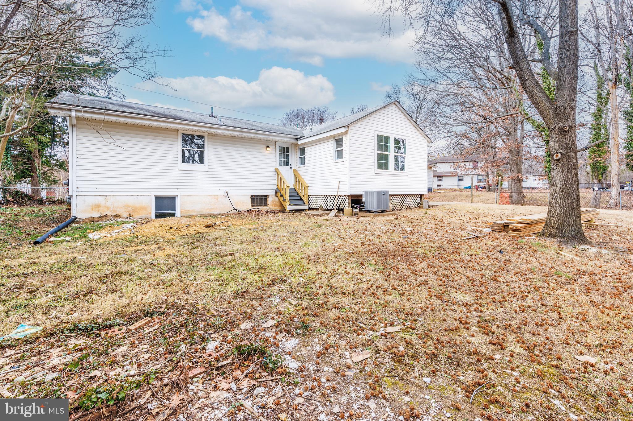 EASTOVER KNOLLS - Residential