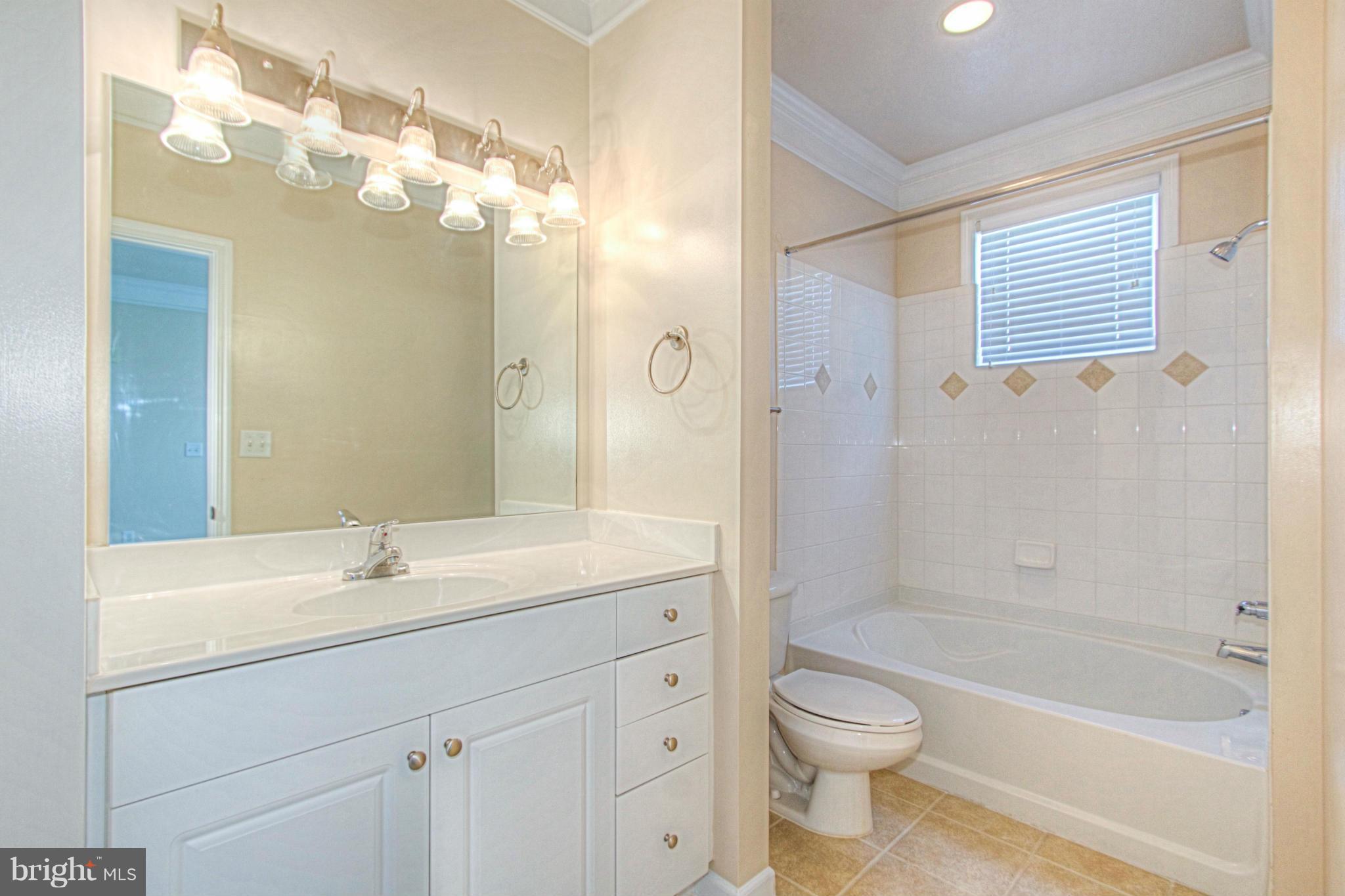 WESTCHESTER AT STRATFORD - Residential Lease