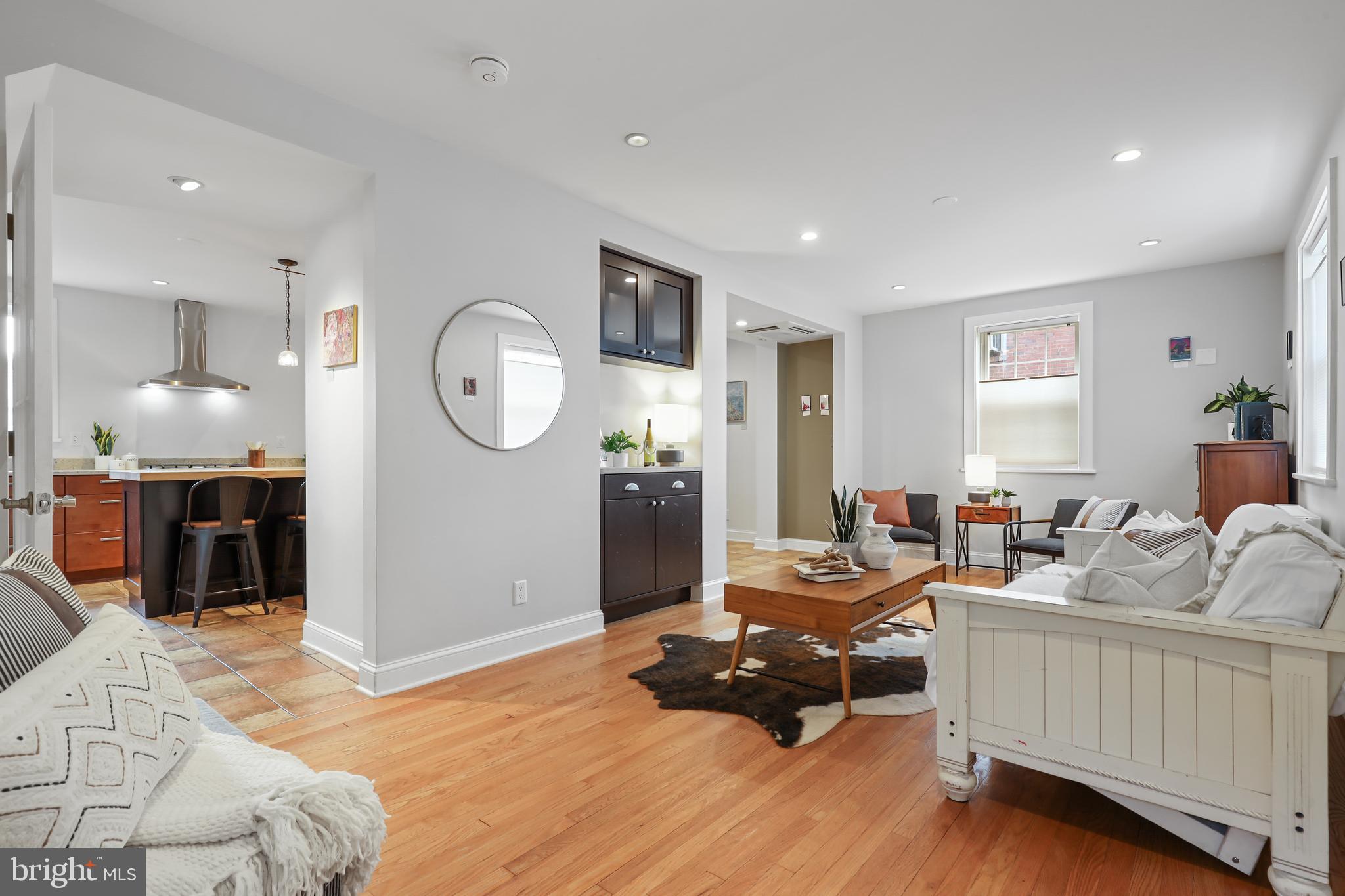 HAMILTON HILLS - Residential