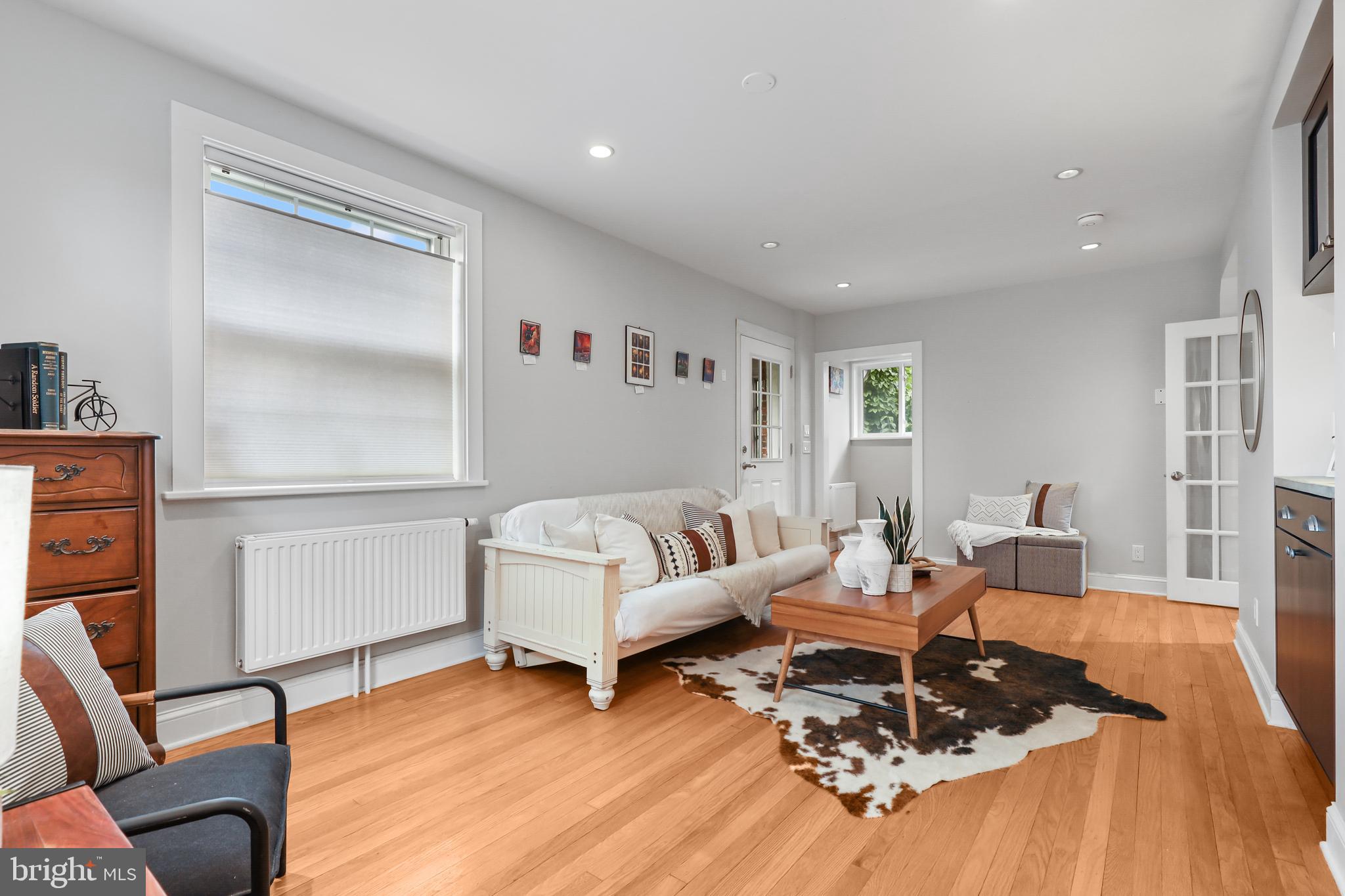 HAMILTON HILLS - Residential