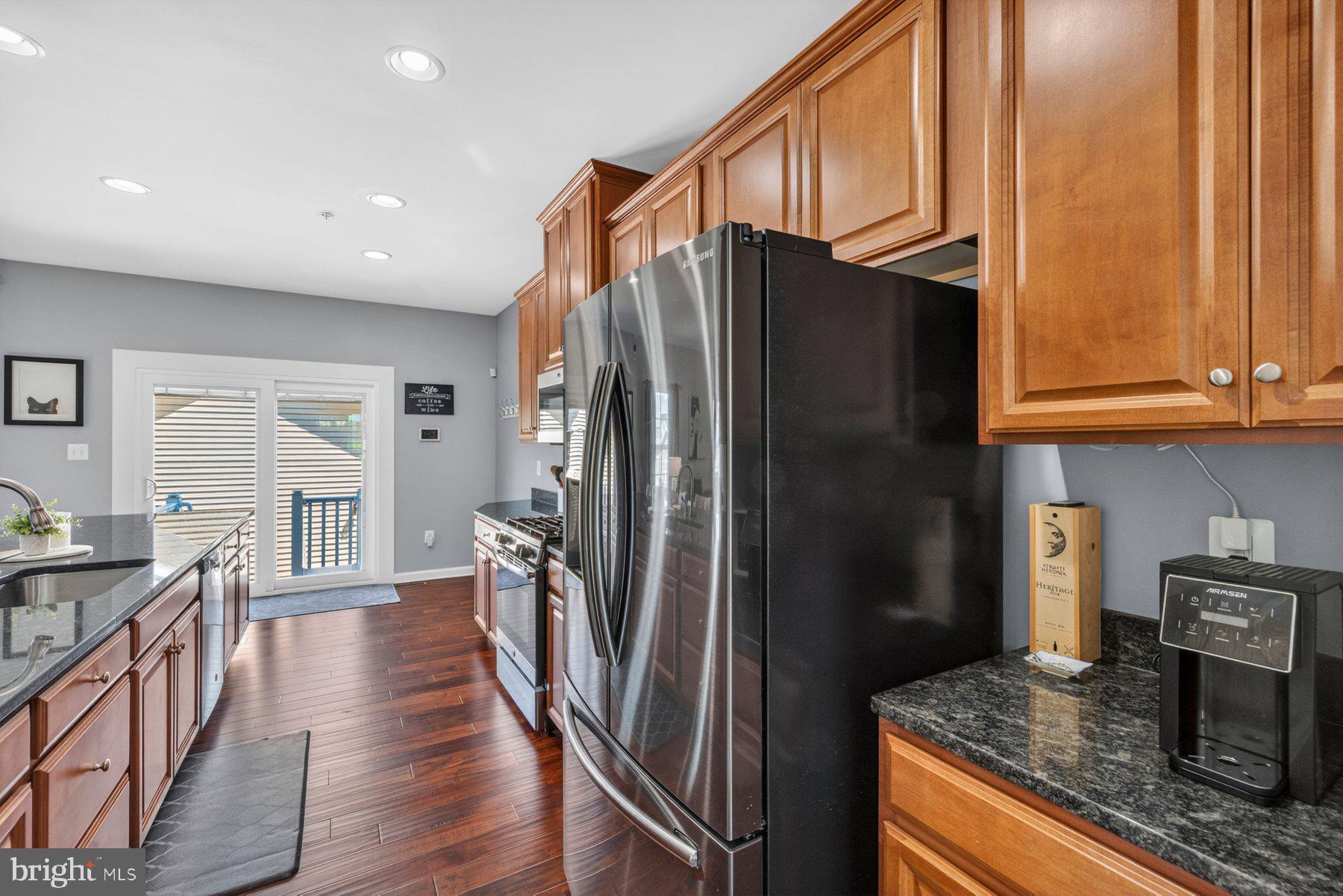 WOODBOURNE MANOR - Residential
