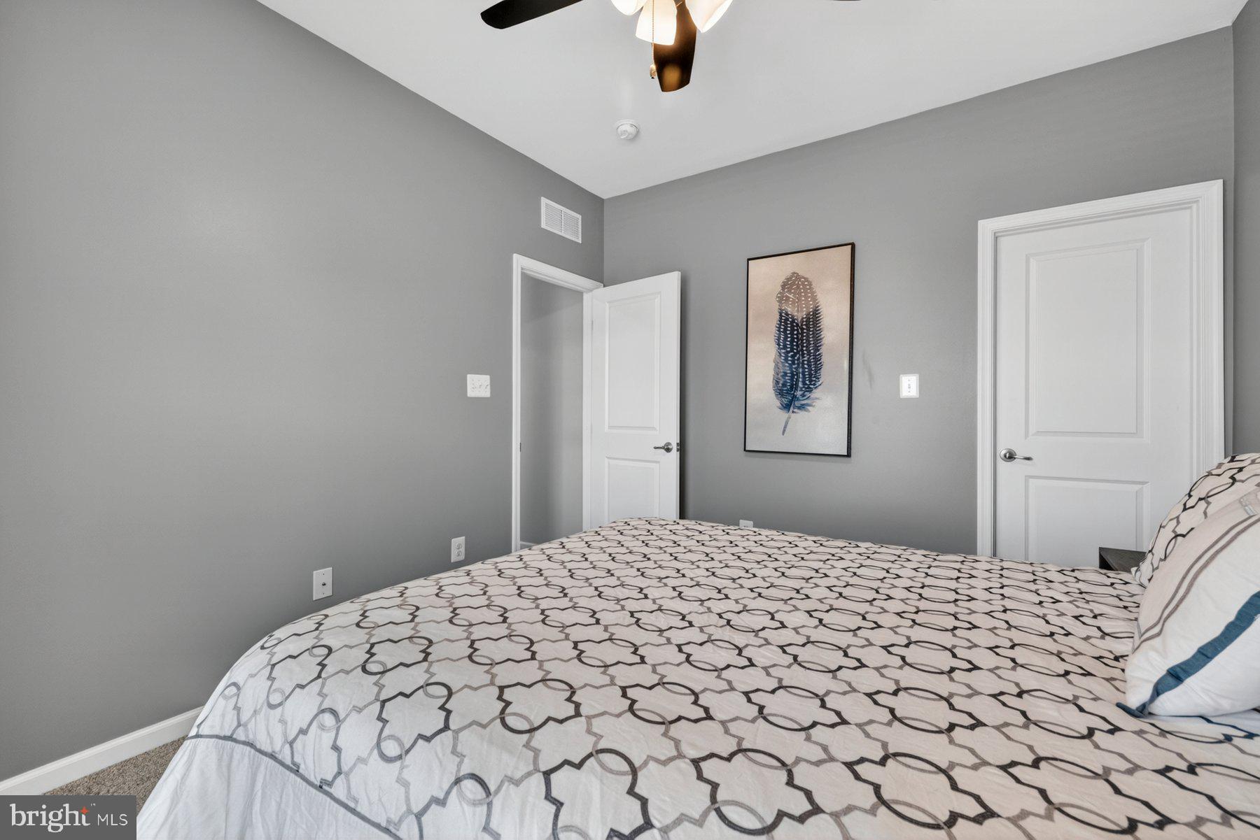 WOODBOURNE MANOR - Residential