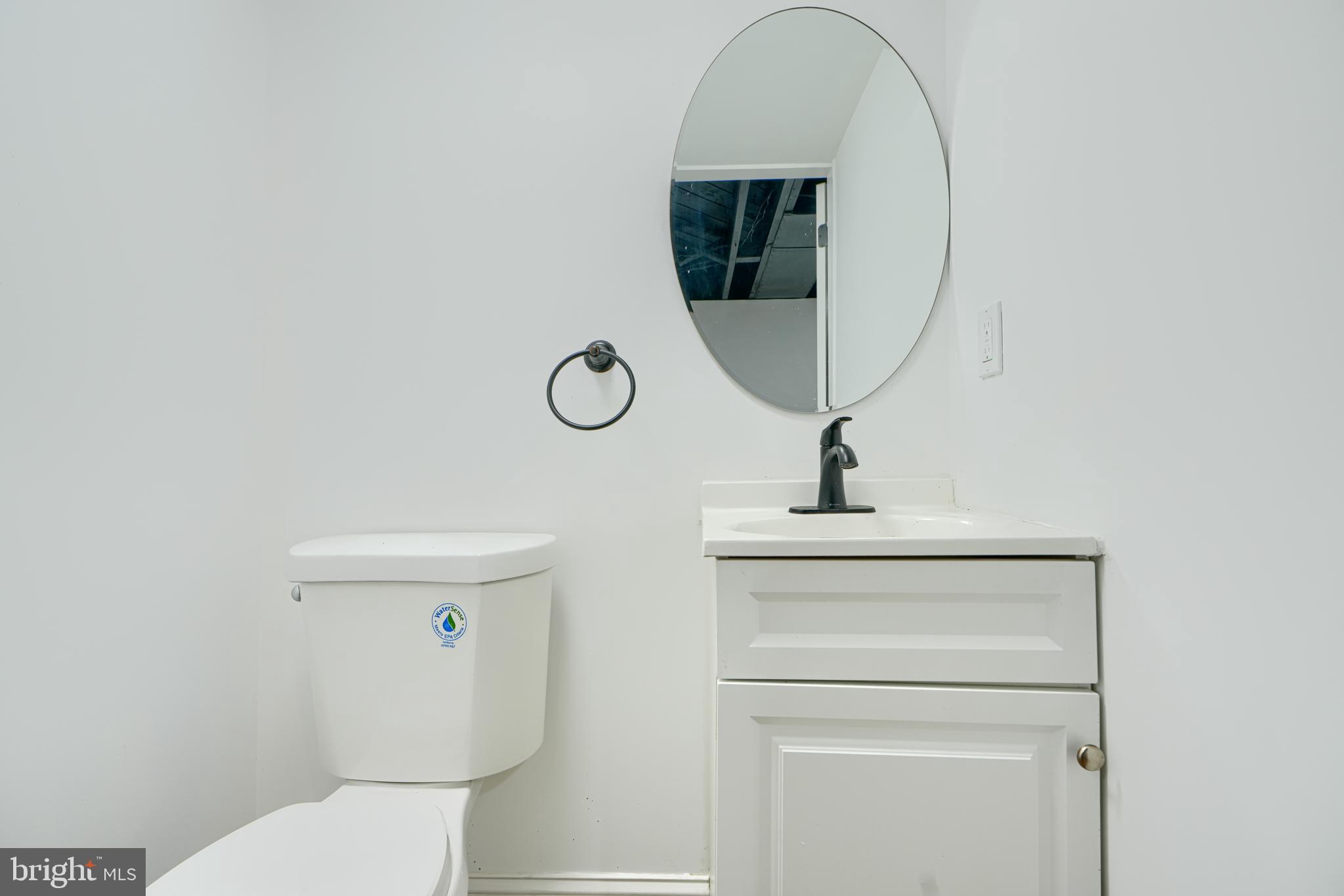 HAWTHORNE - Residential Lease