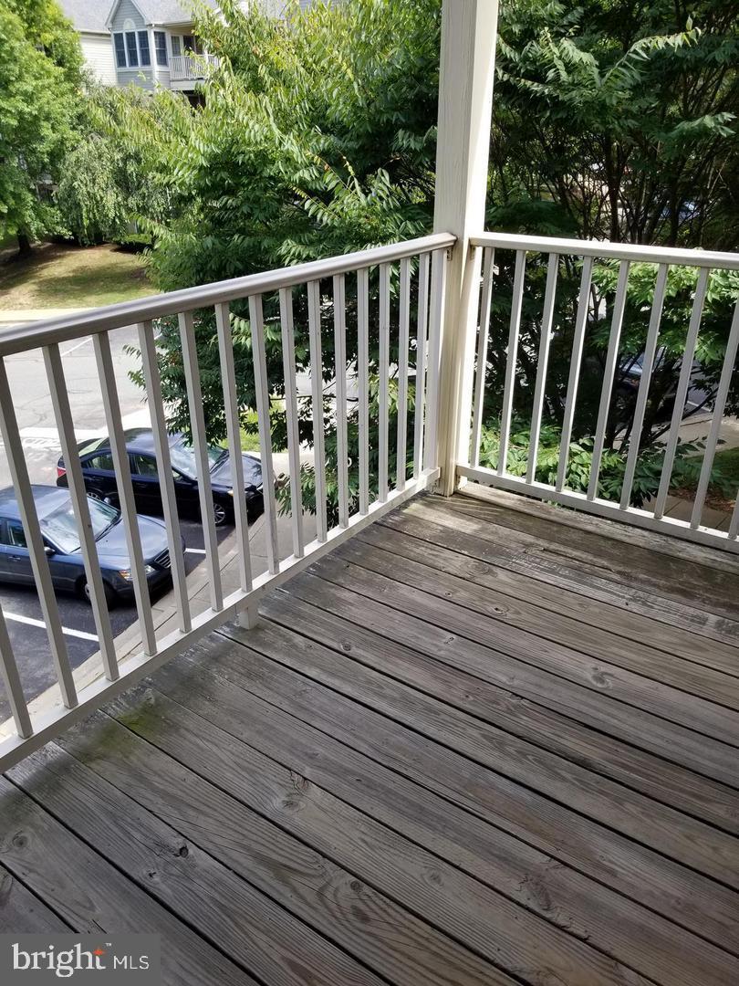 SENECA KNOLLS CODM - Residential Lease