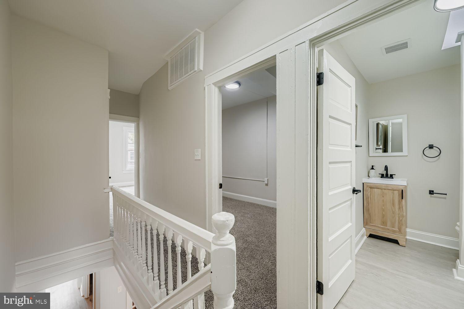 WOODMERE - Residential