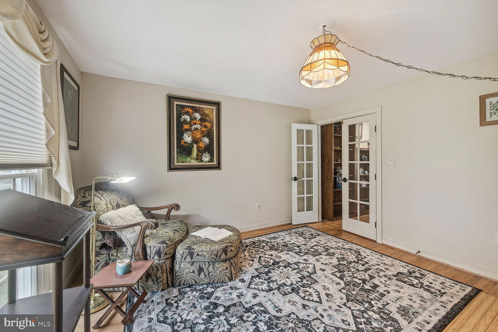 WAVERLY WOODS - Residential