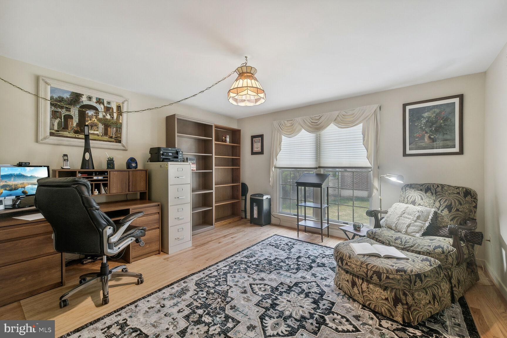 WAVERLY WOODS - Residential