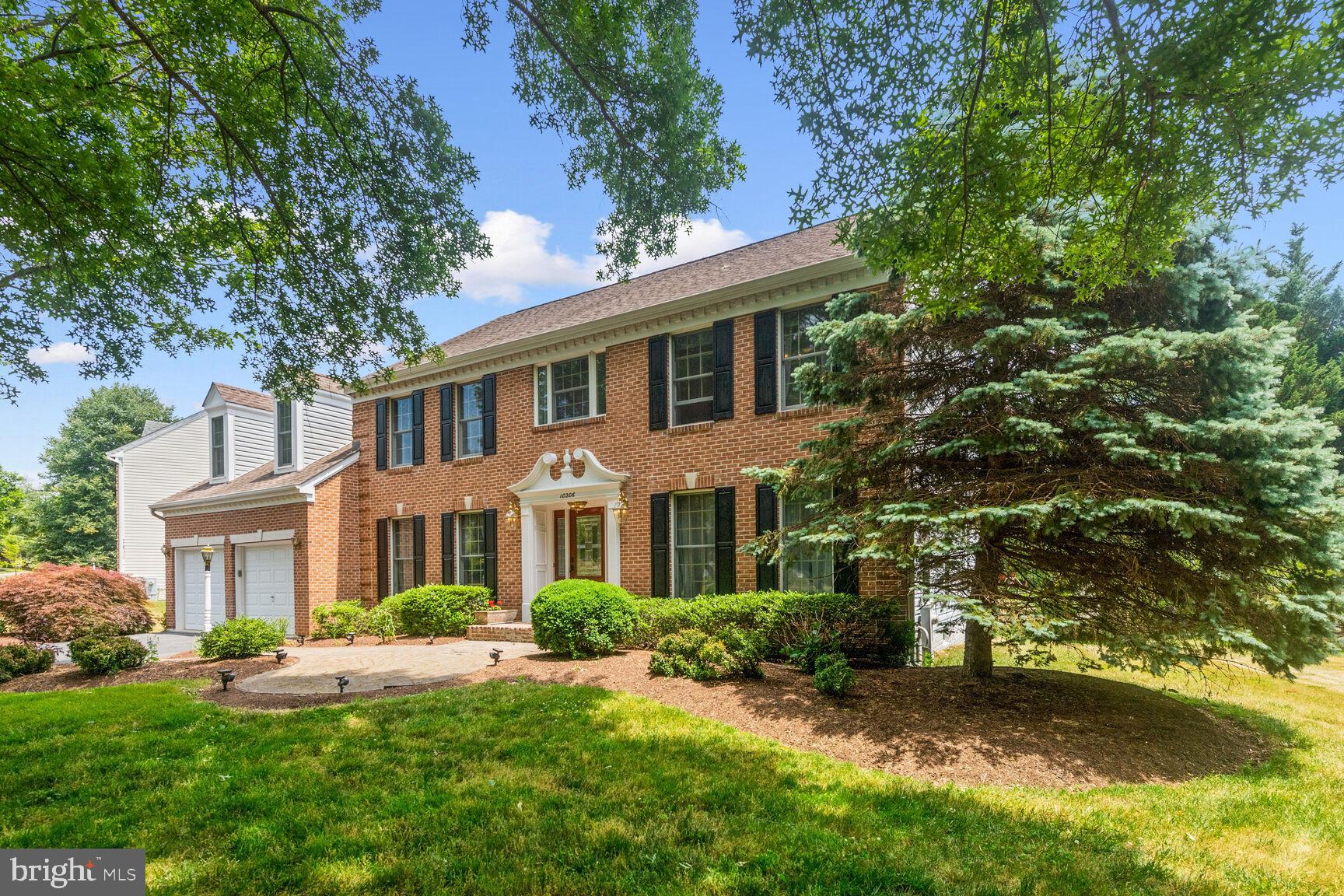 WAVERLY WOODS - Residential