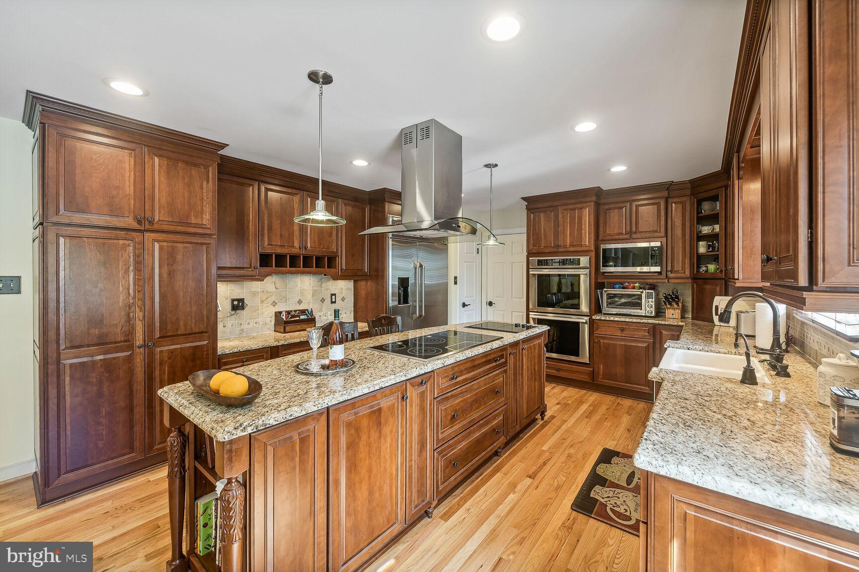 WAVERLY WOODS - Residential