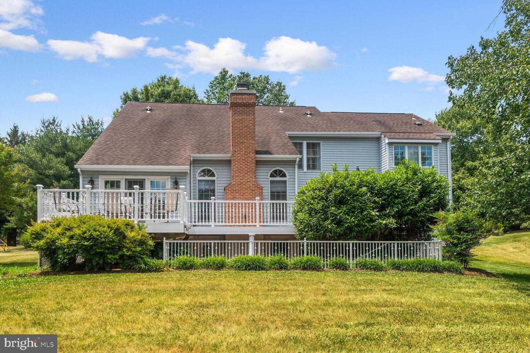 WAVERLY WOODS - Residential