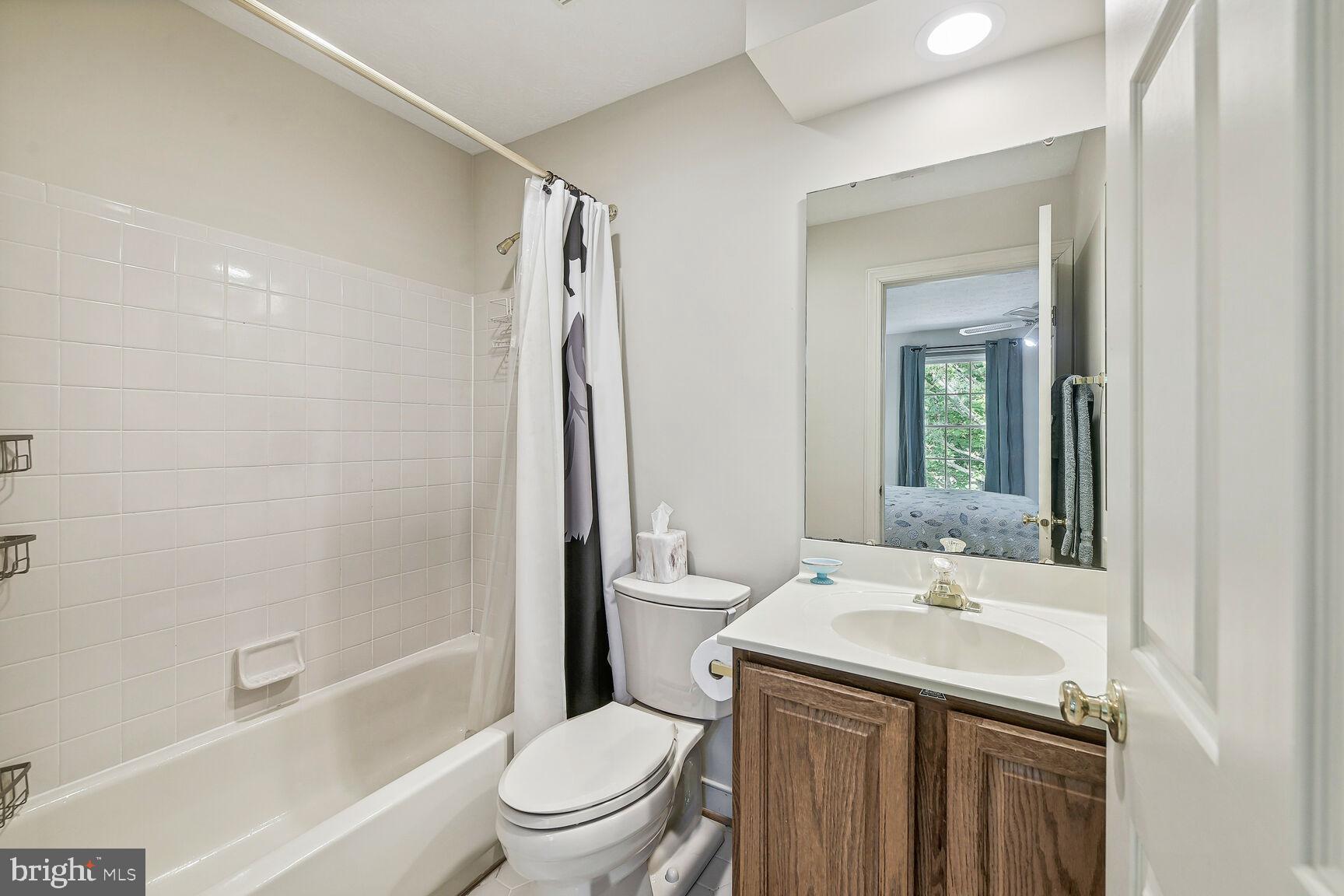 WAVERLY WOODS - Residential