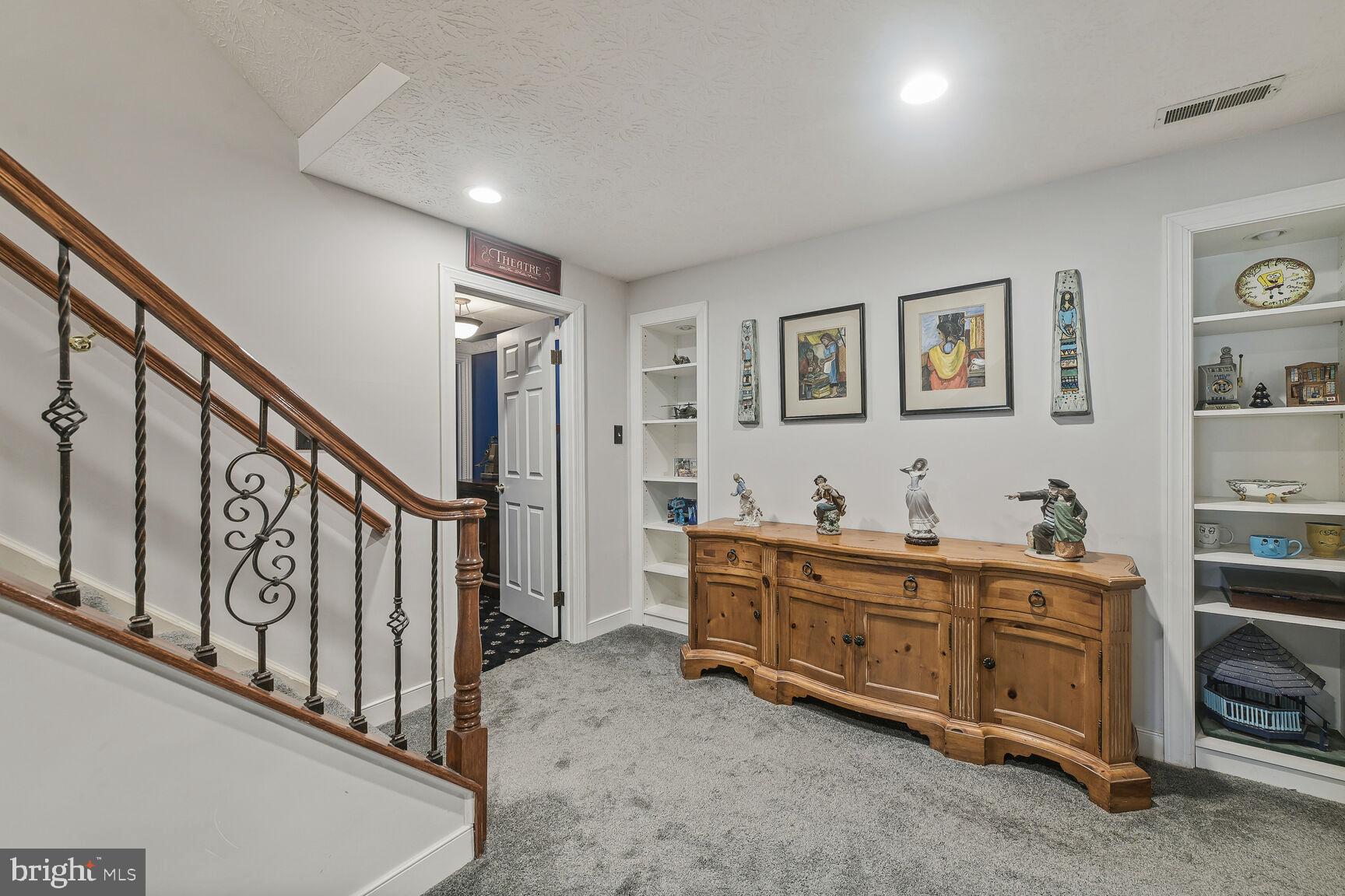 WAVERLY WOODS - Residential