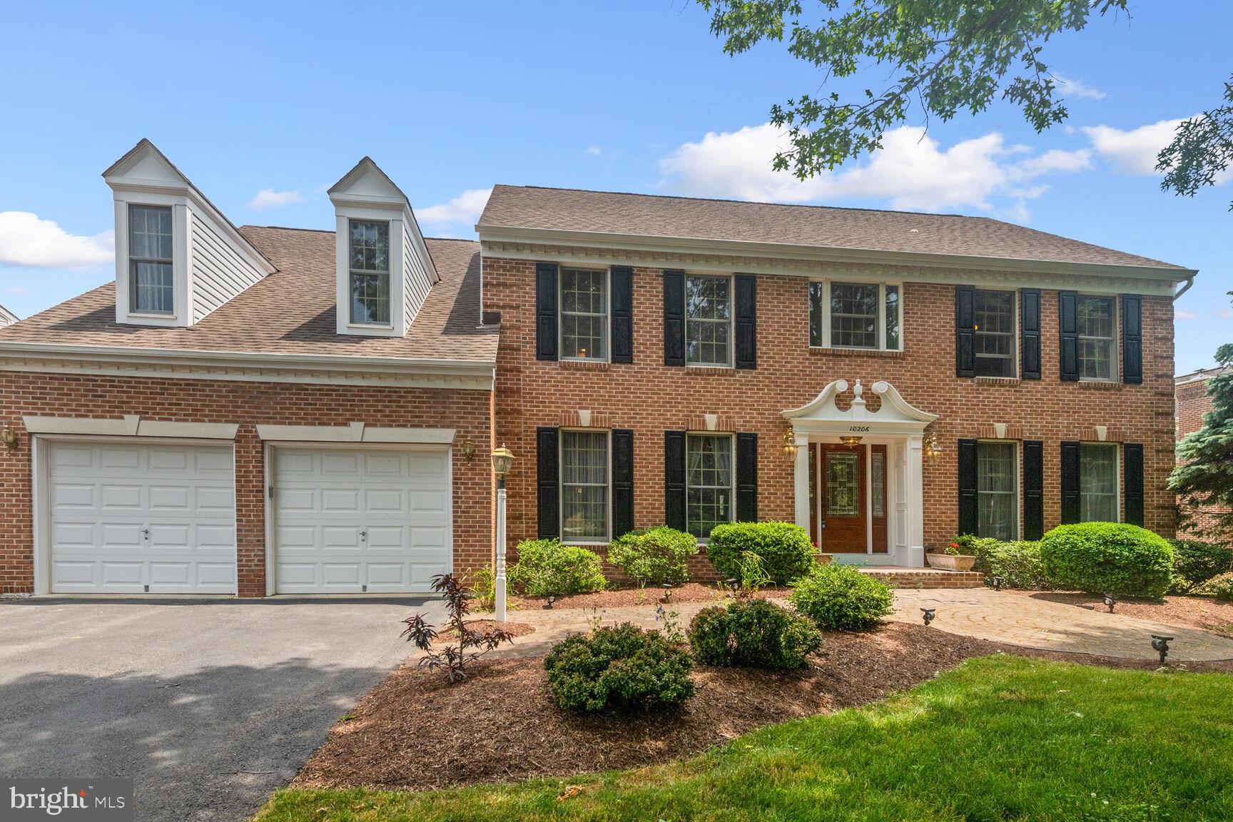 WAVERLY WOODS - Residential